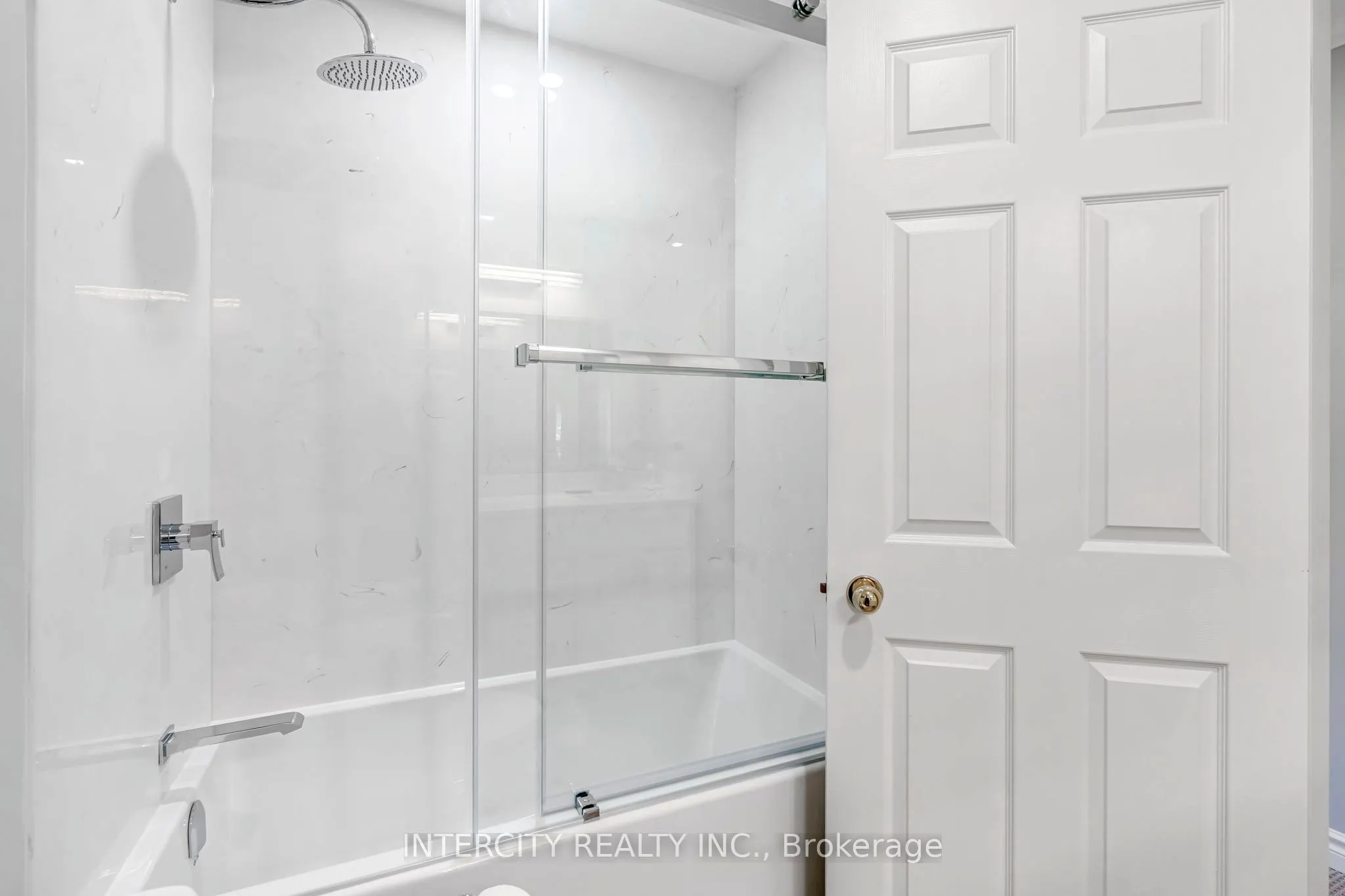 2555 3rd Avenue W, #412