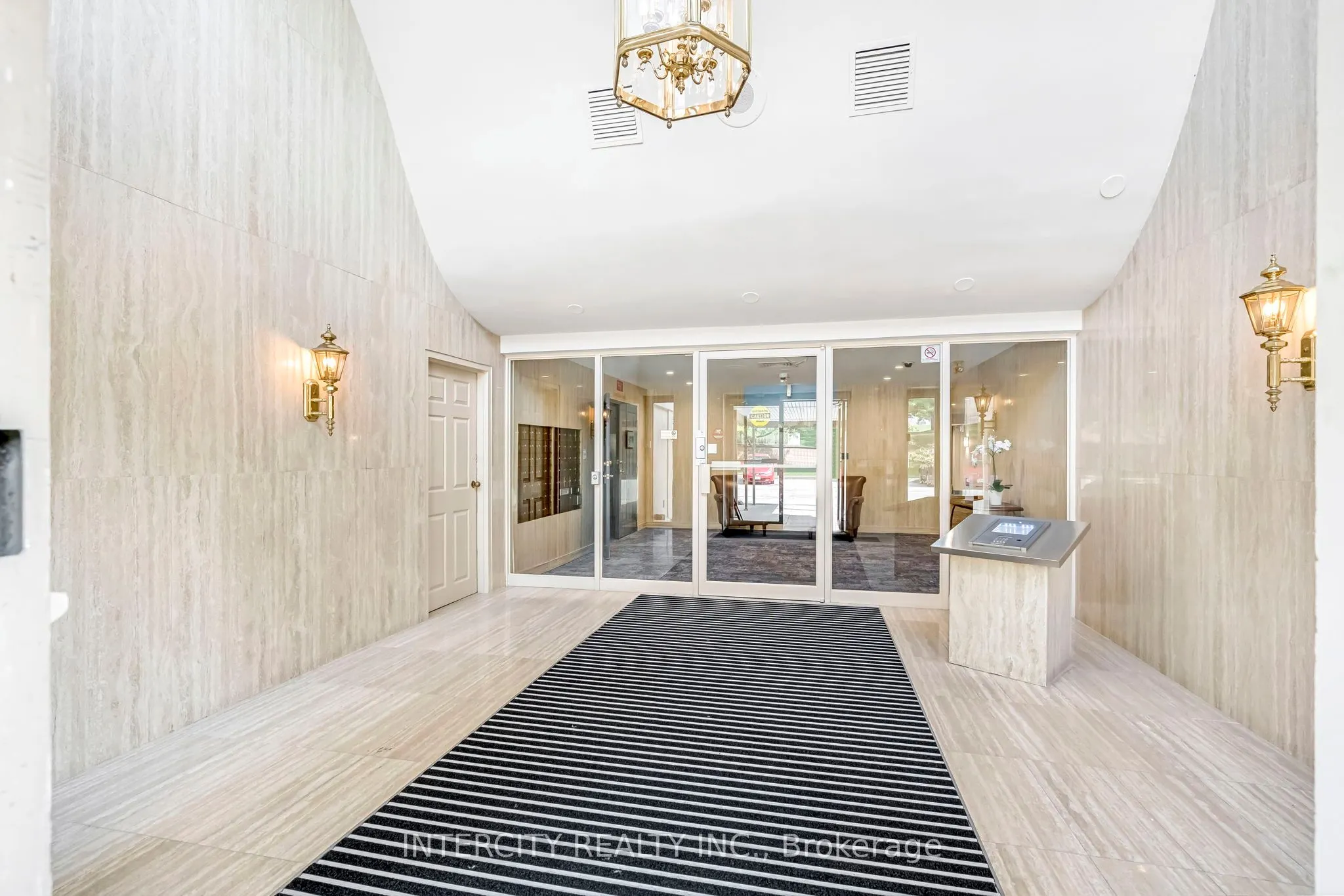 2555 3rd Avenue W, #412