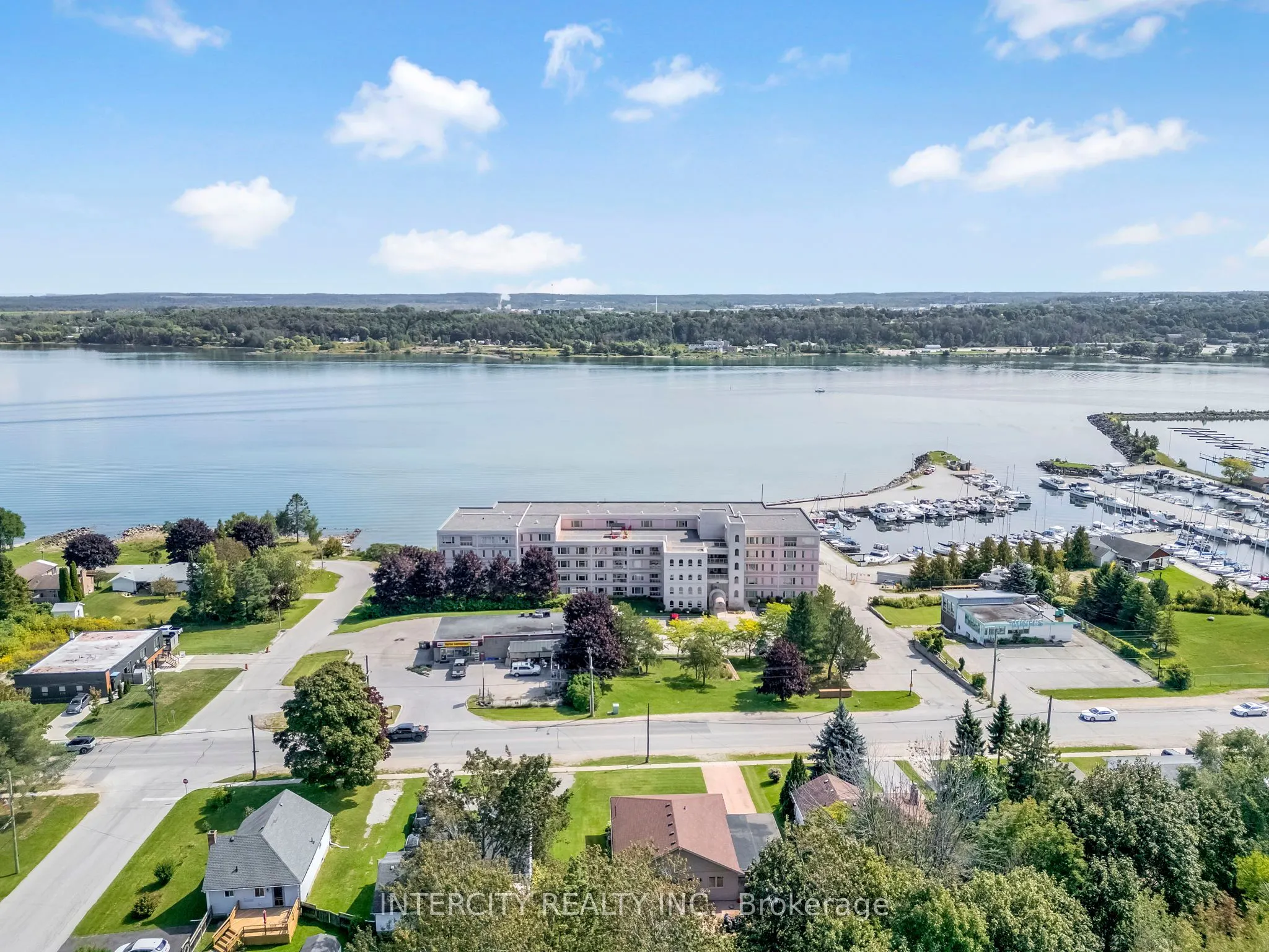 2555 3rd Avenue W, #412