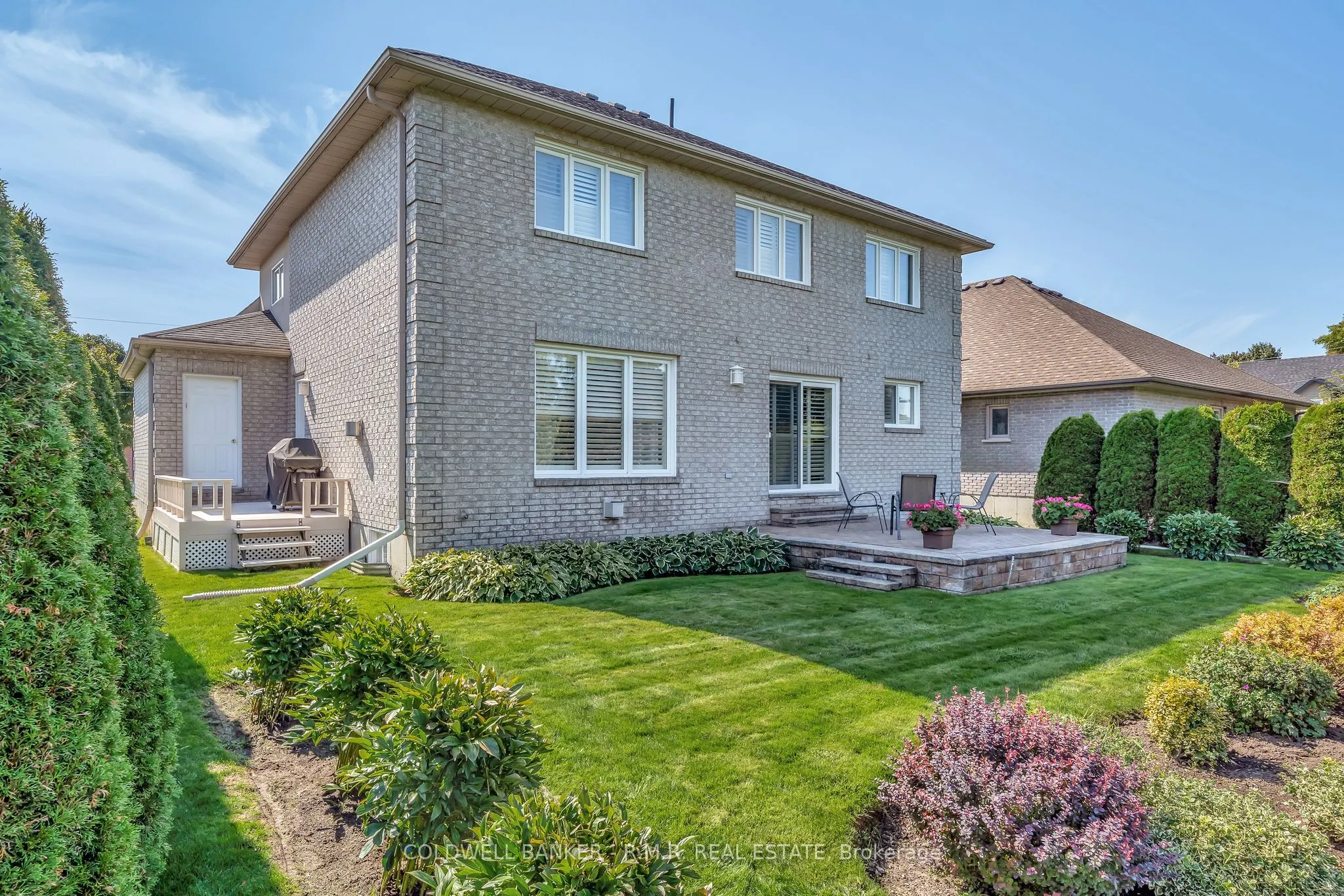 33 Lindway Place