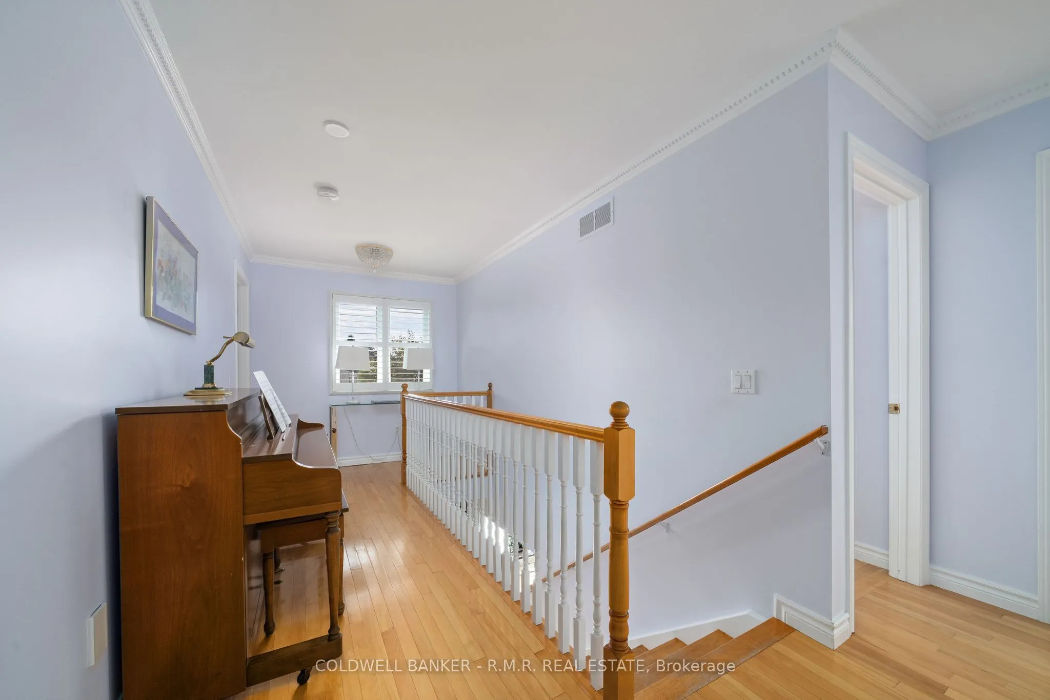 33 Lindway Place