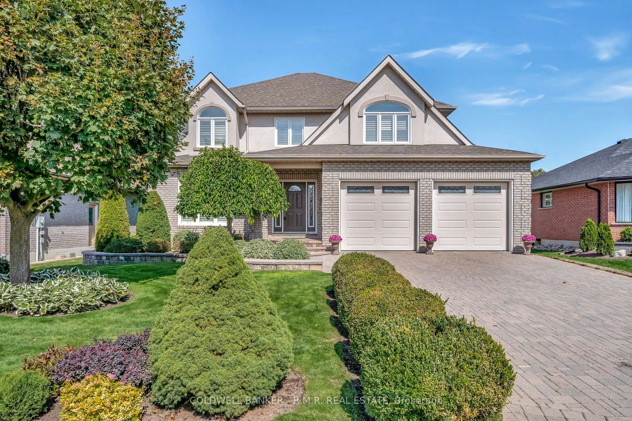 33 Lindway Place