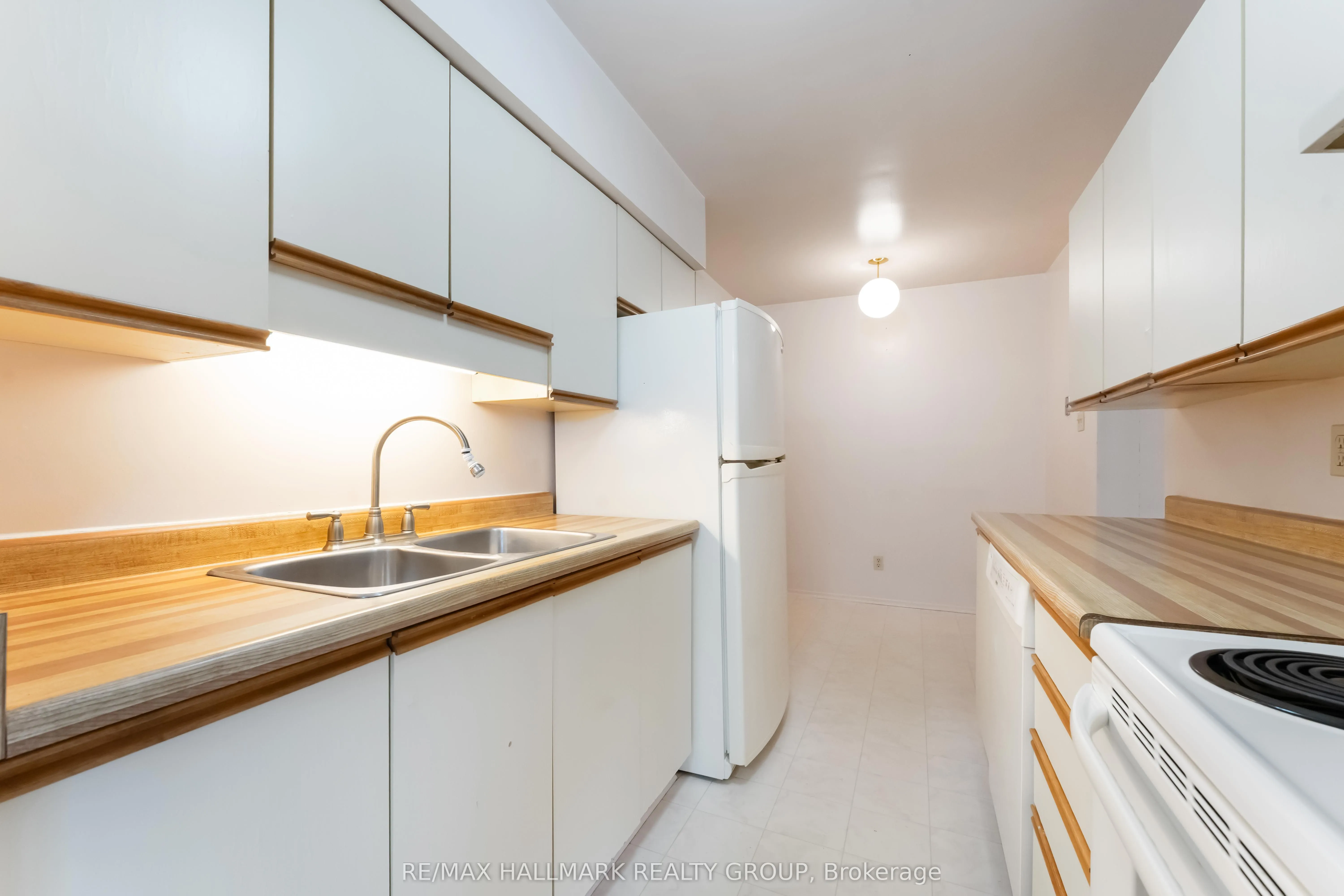447 Canotia Place, #5