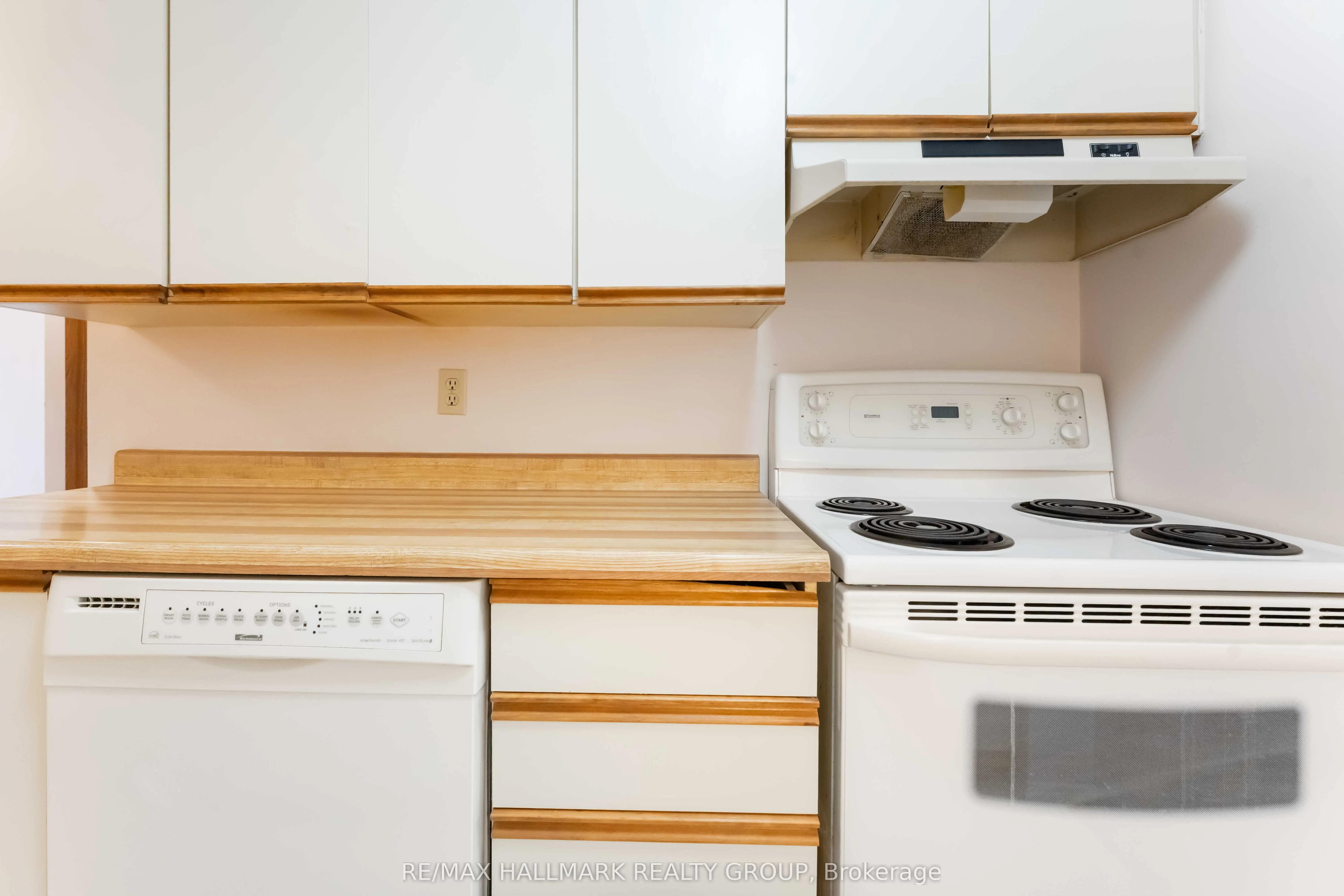 447 Canotia Place, #5