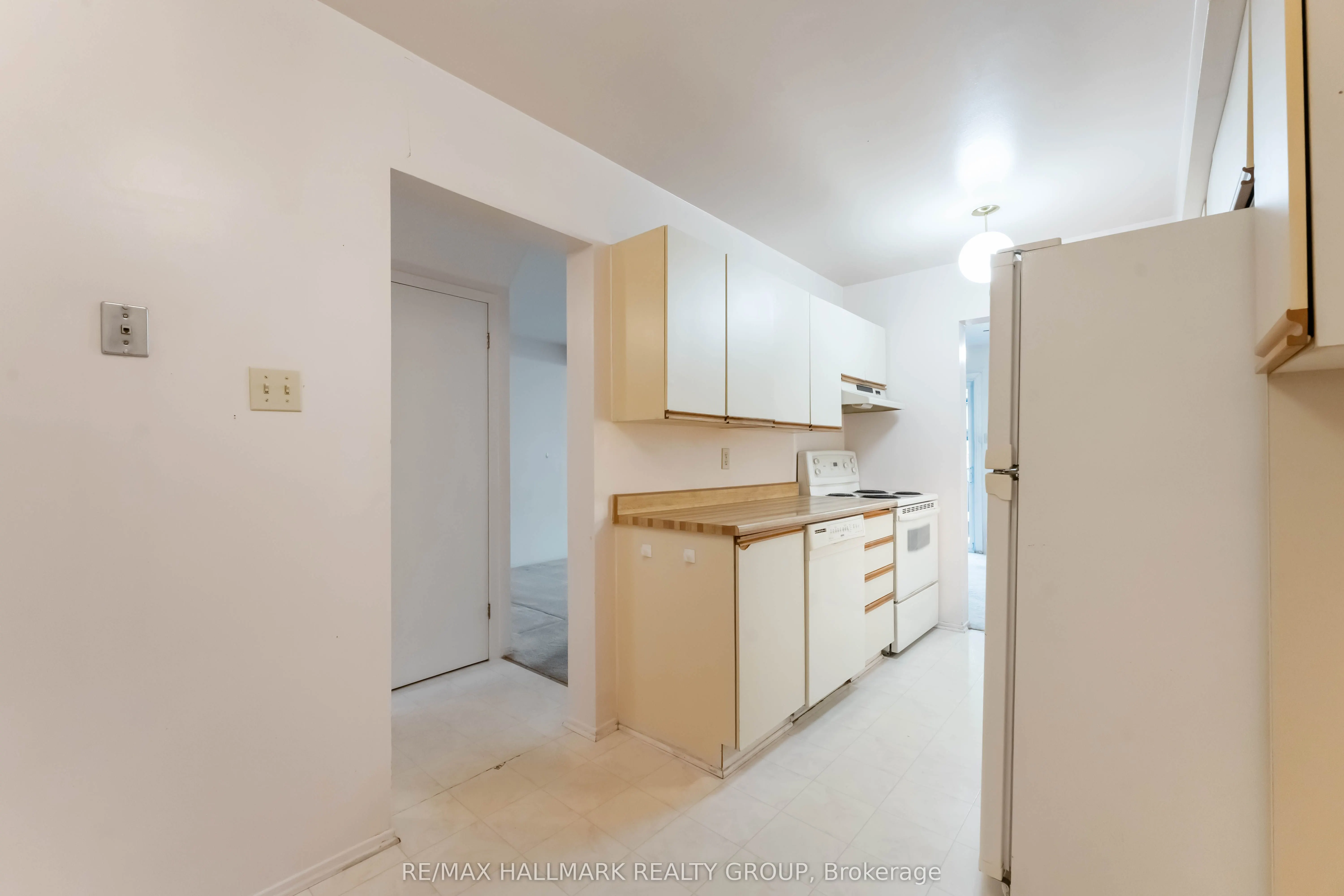 447 Canotia Place, #5