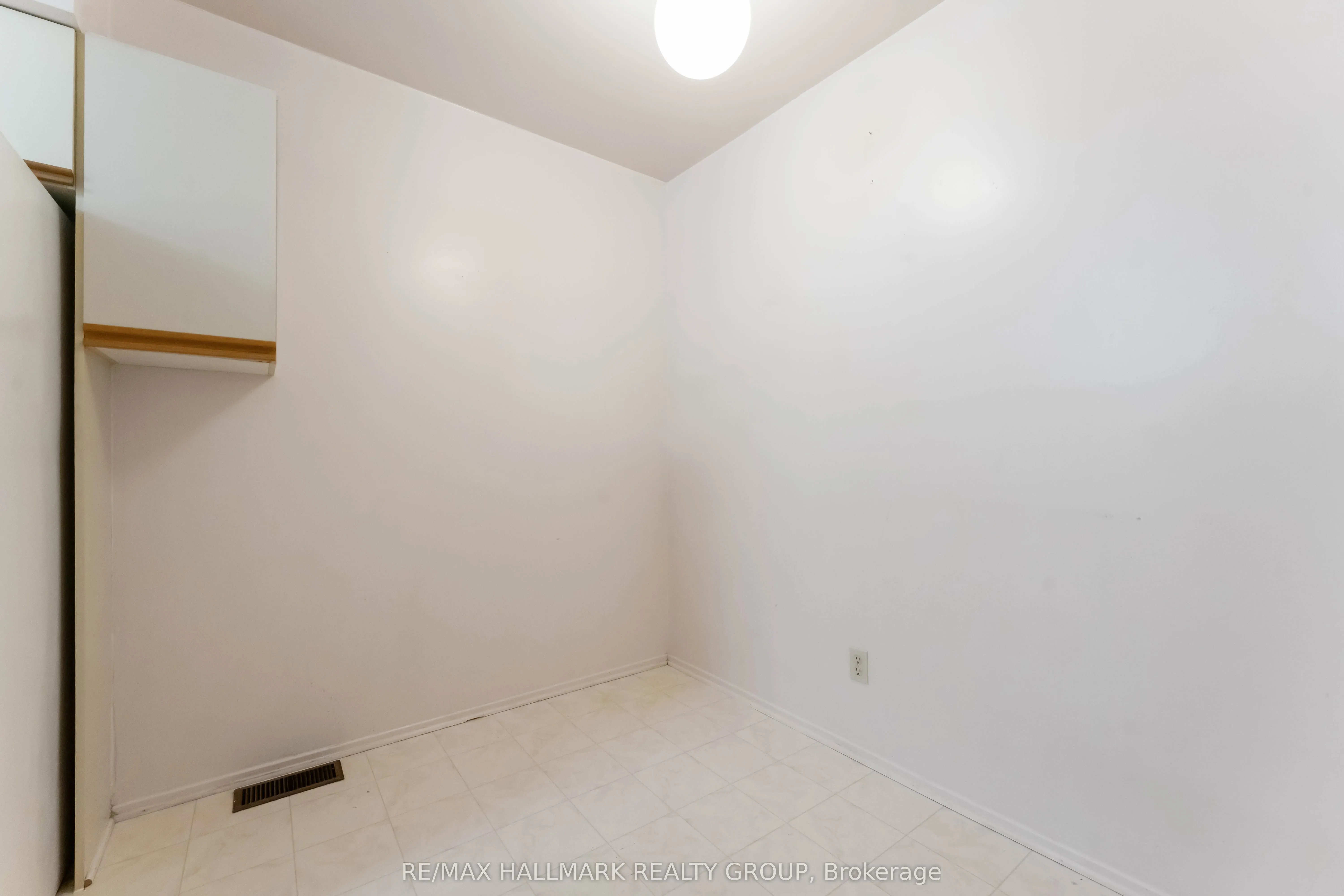 447 Canotia Place, #5