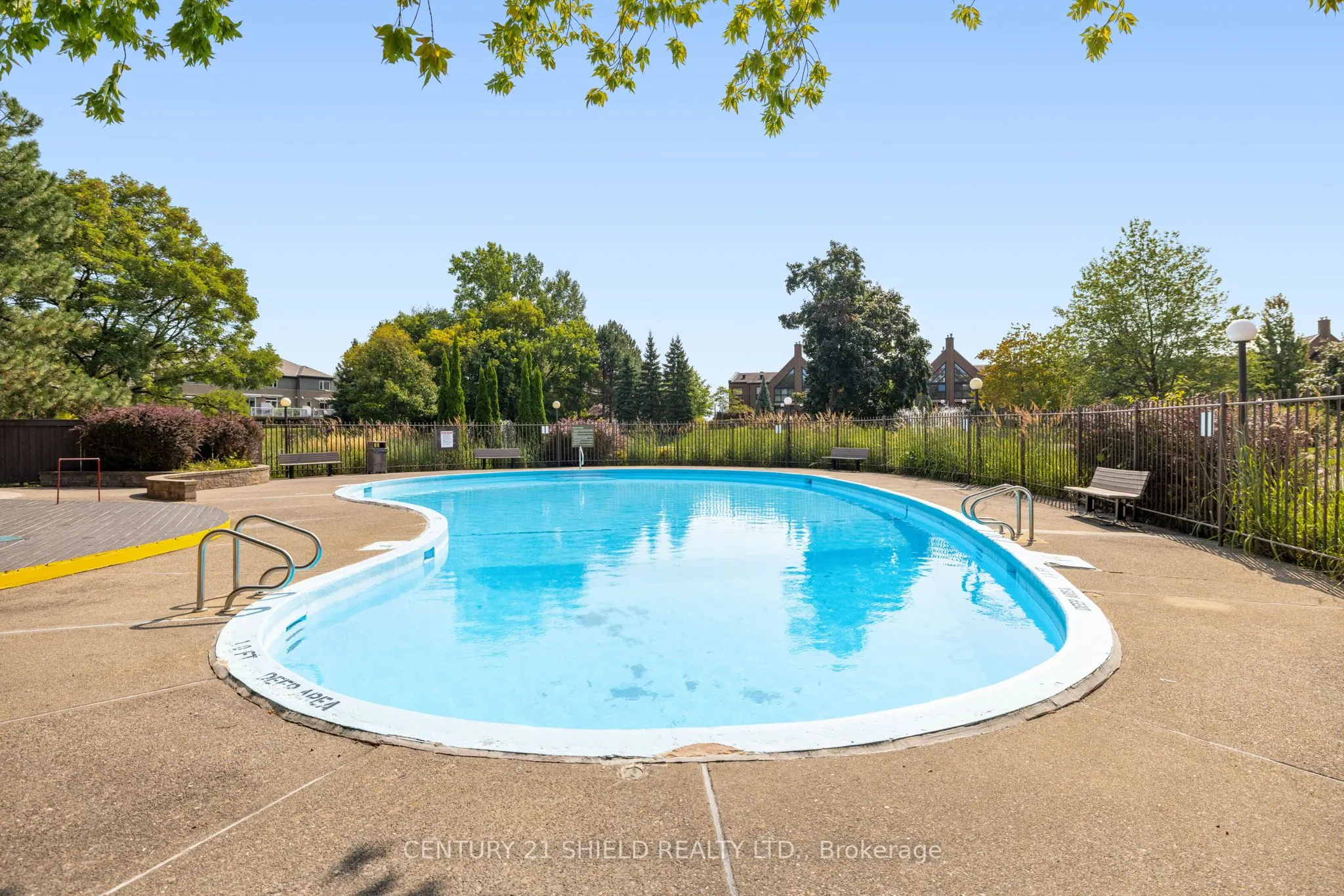 505 St Laurent Boulevard, #2102