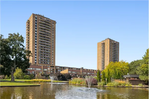 505 St Laurent Boulevard, #2102