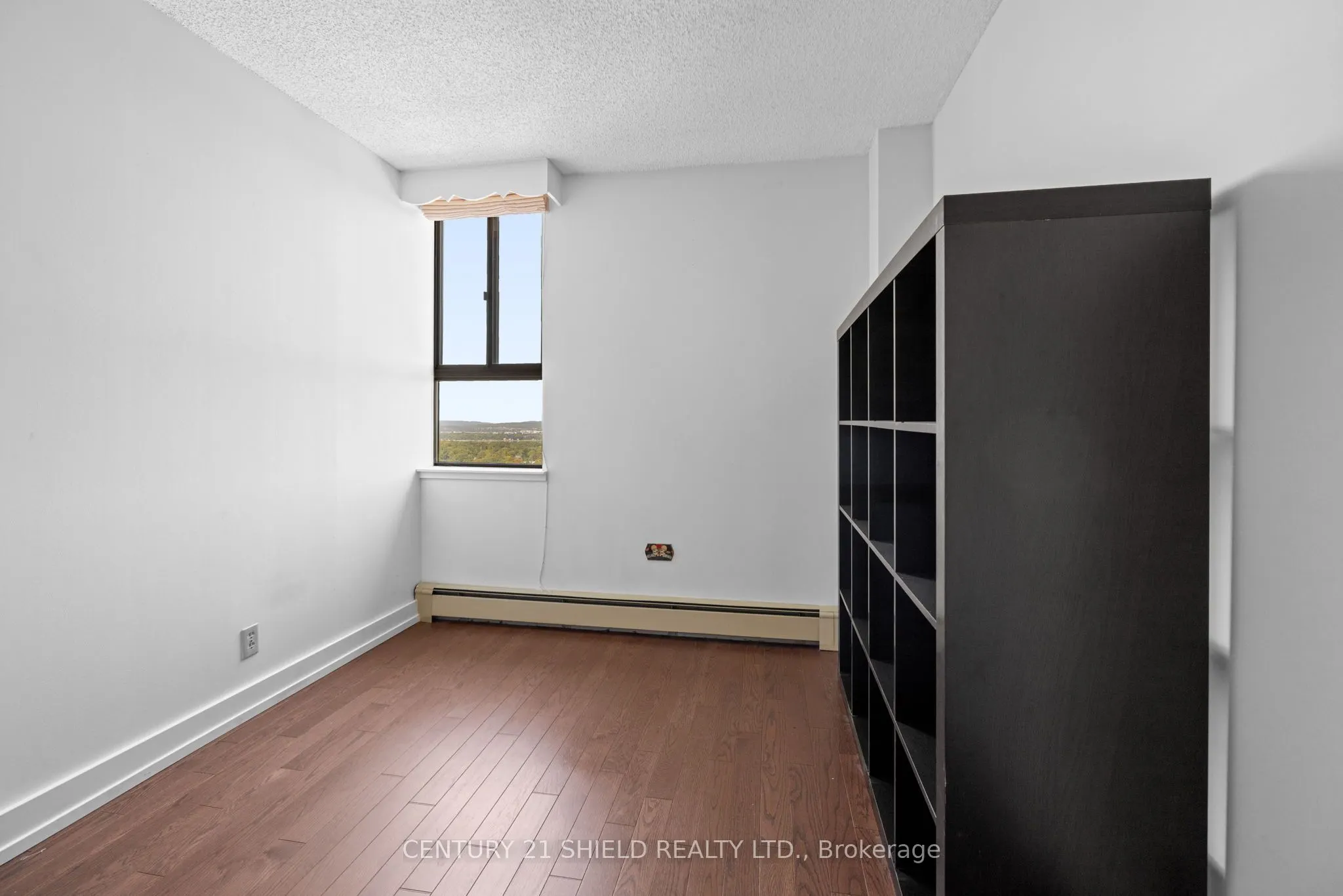 505 St Laurent Boulevard, #2102