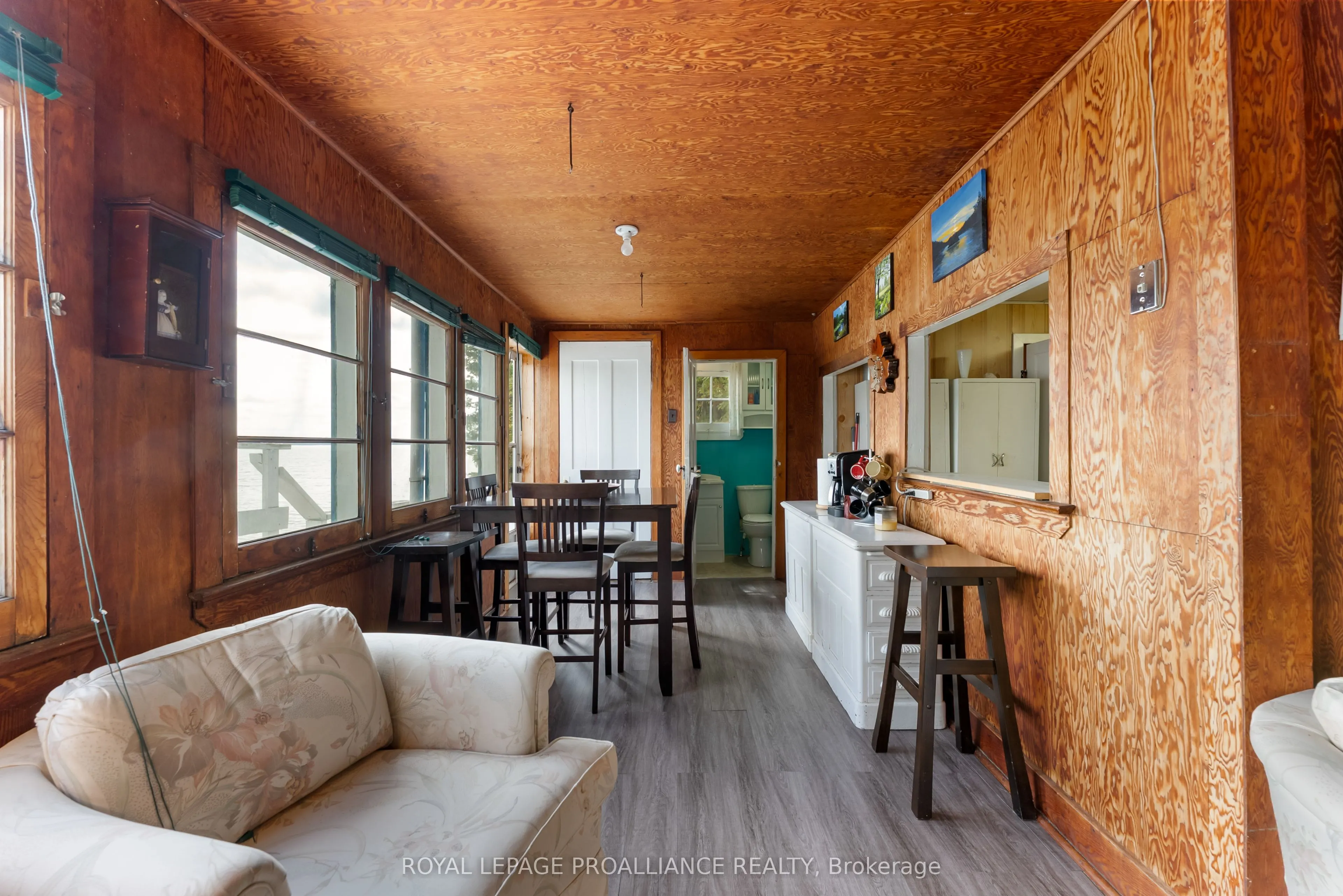 17547 Highway 41