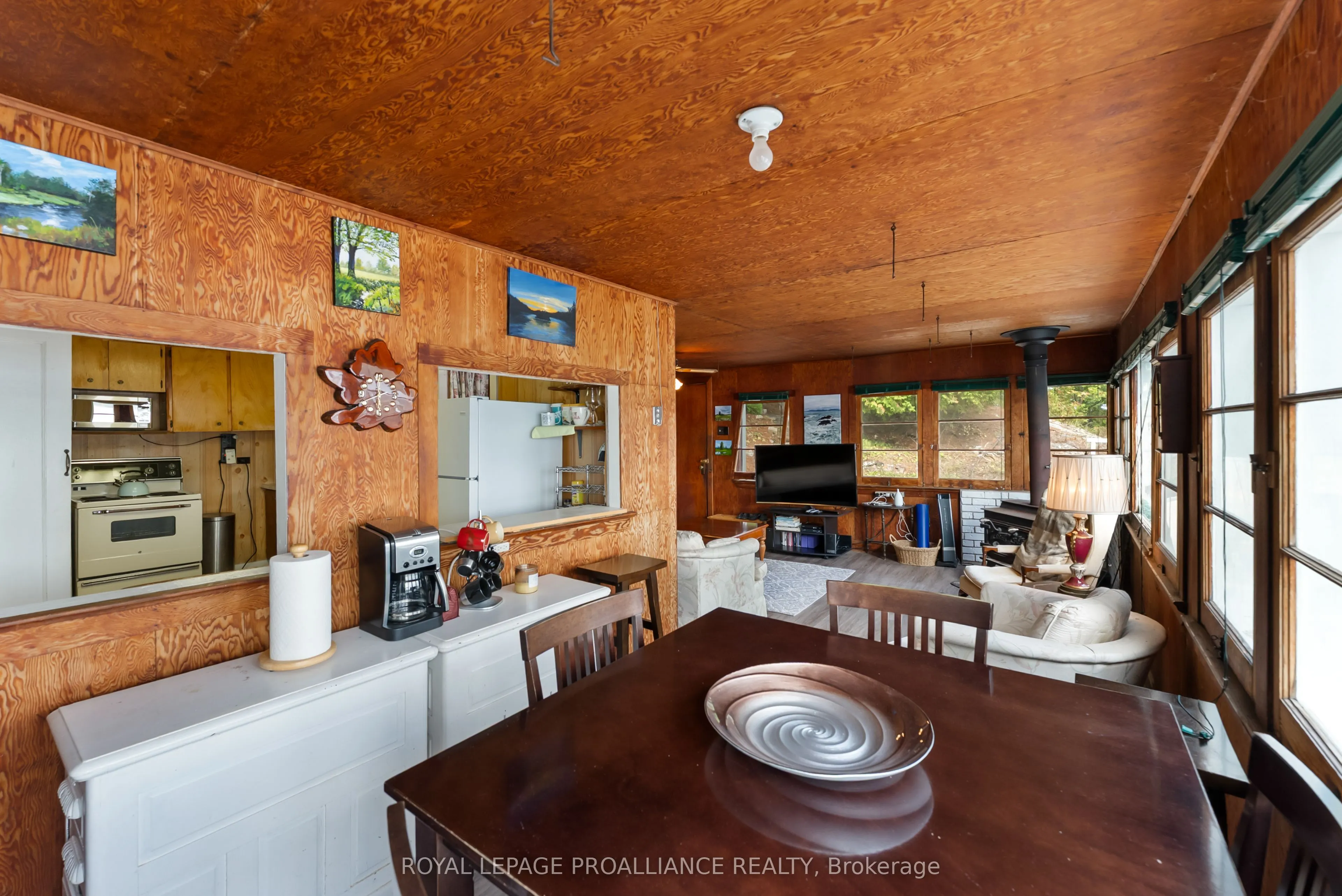 17547 Highway 41