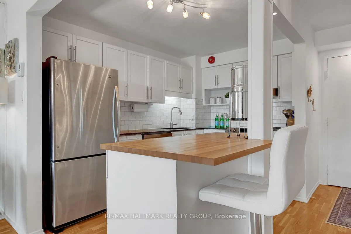 222 Guigues Avenue, #504
