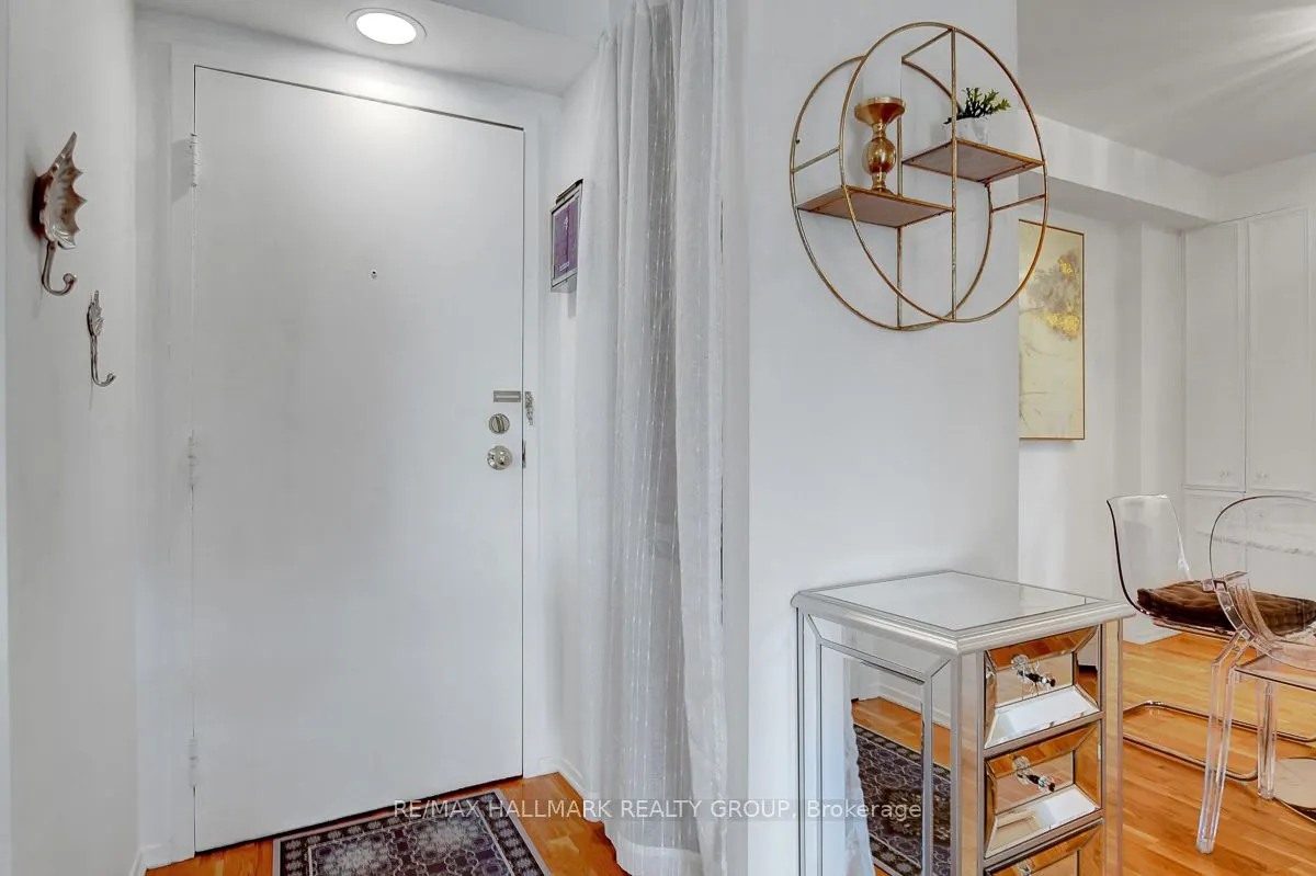 222 Guigues Avenue, #504