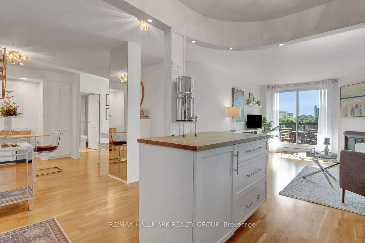 222 Guigues Avenue, #504