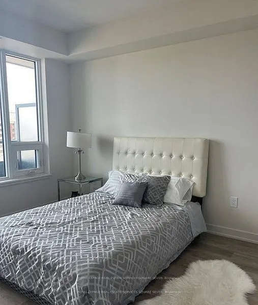 212 King William Street, #1301