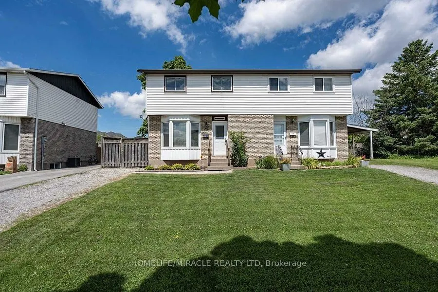 76 Manley Crescent