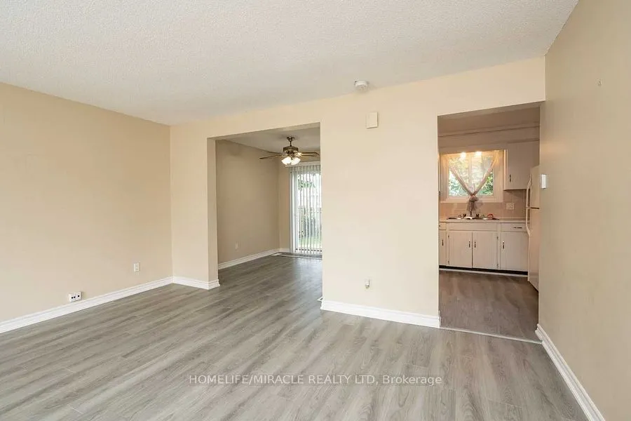 76 Manley Crescent
