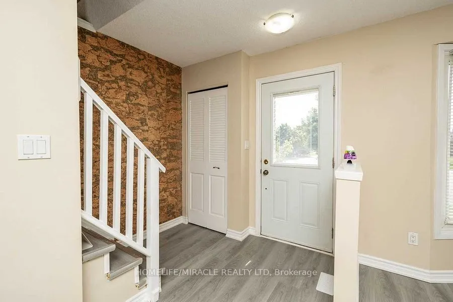 76 Manley Crescent