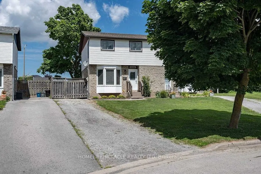 76 Manley Crescent