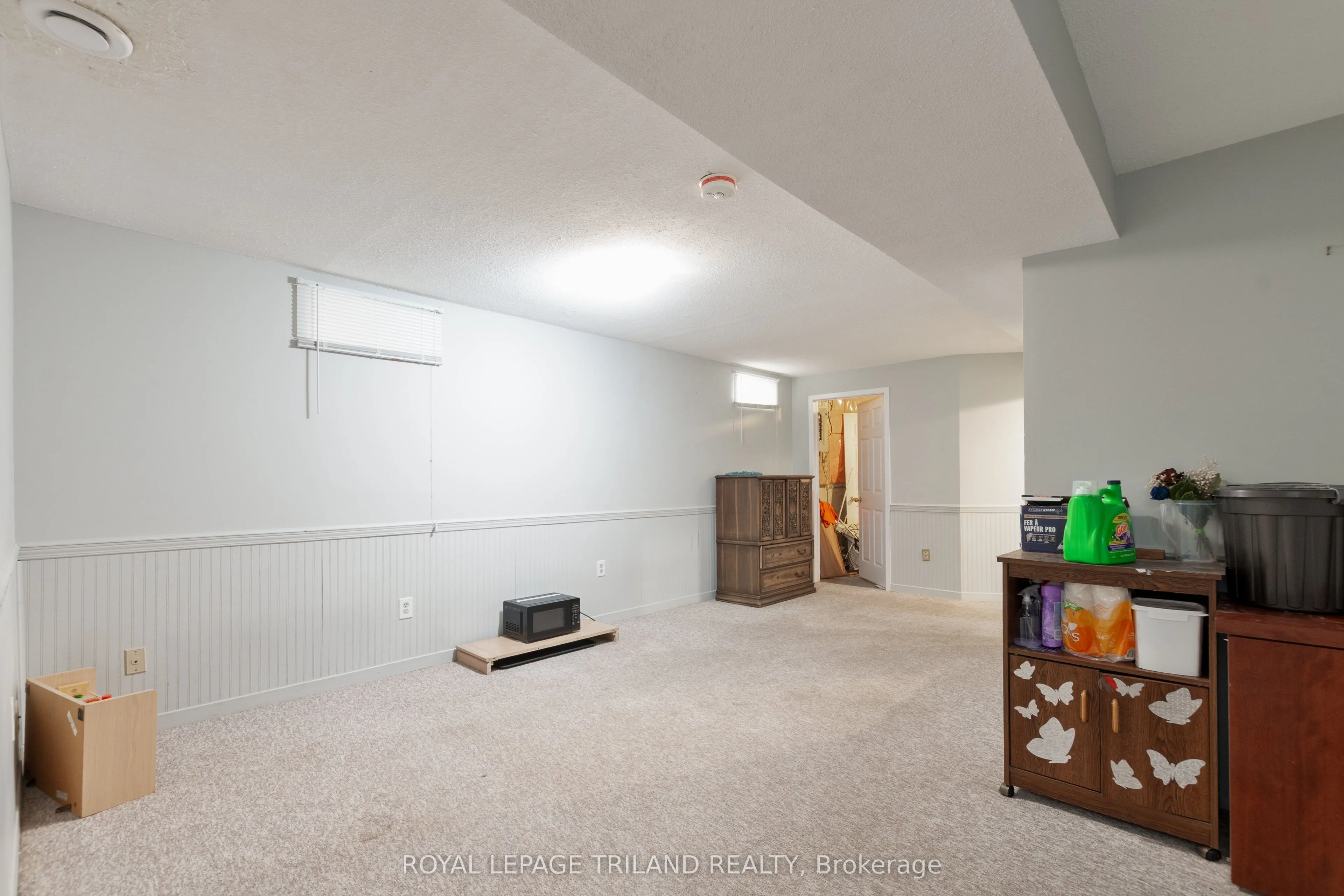 26 Redwood Lane