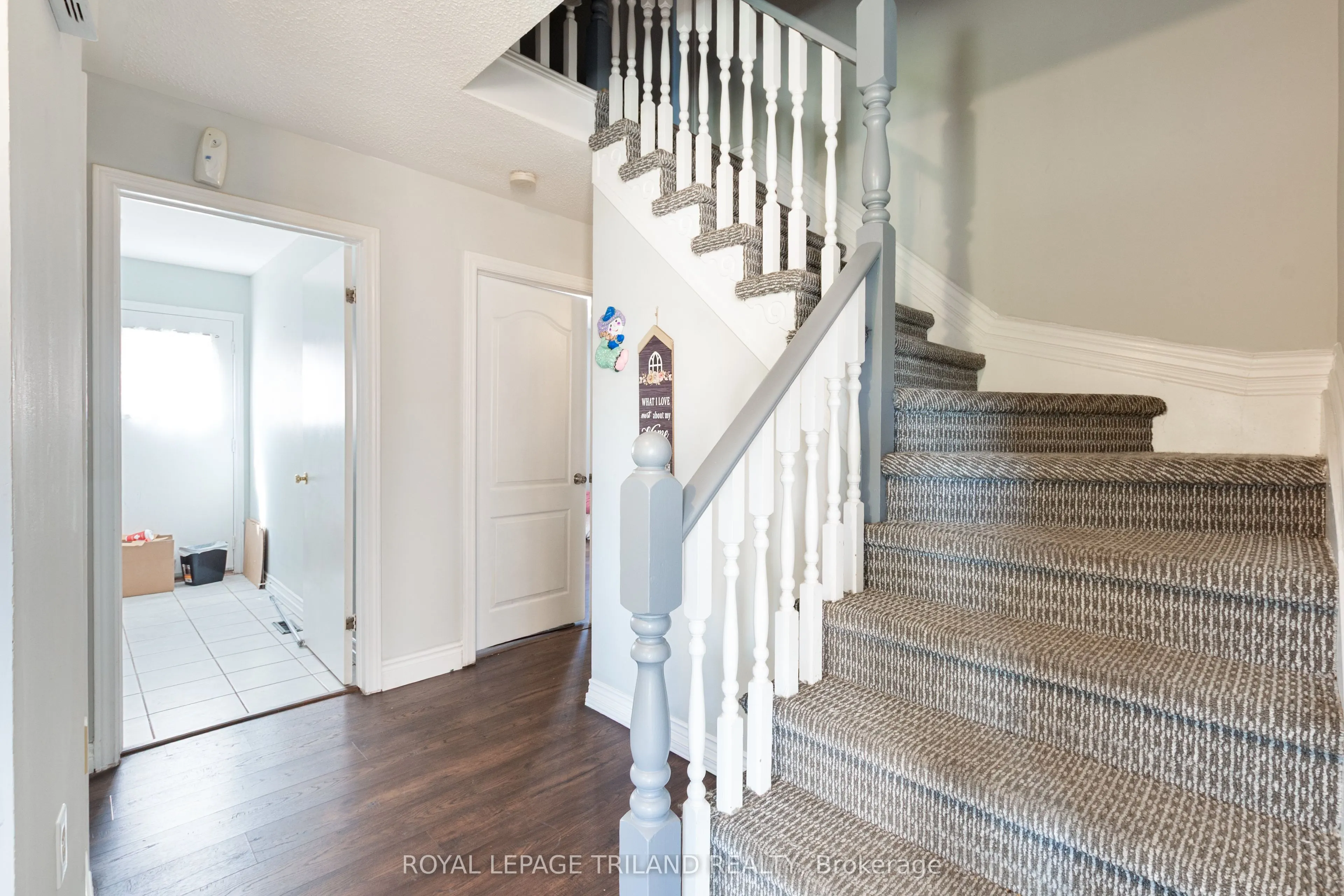 26 Redwood Lane