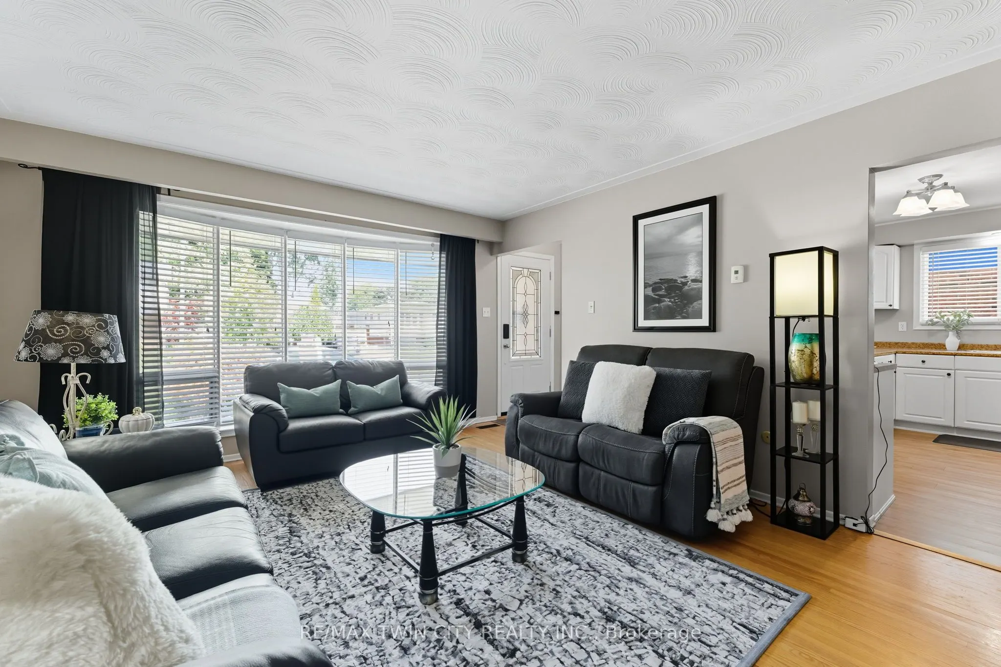 46 Ashgrove Avenue