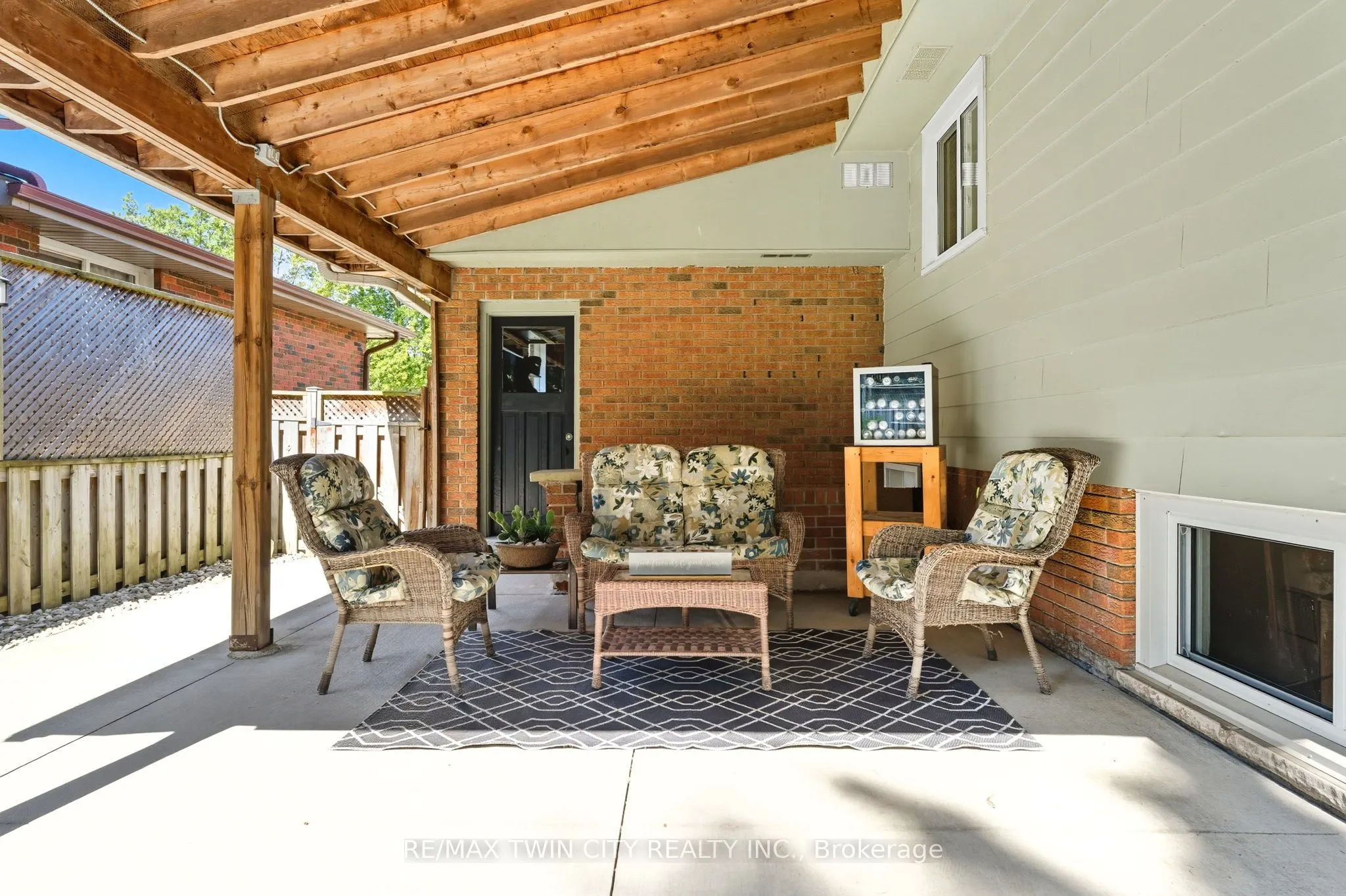46 Ashgrove Avenue