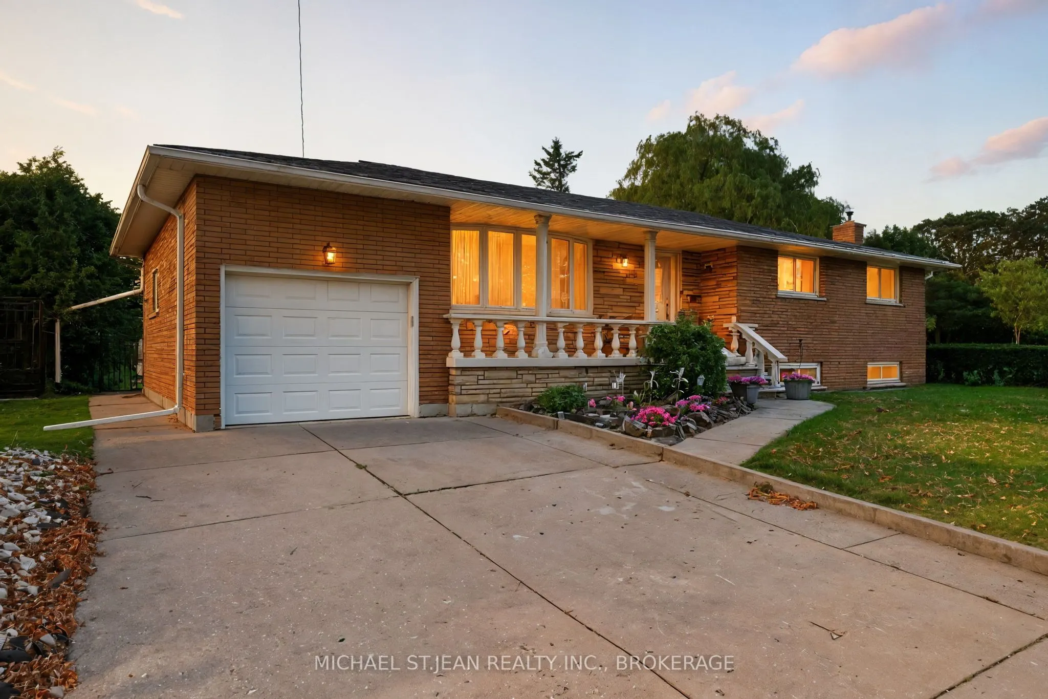 20 Woodside Drive