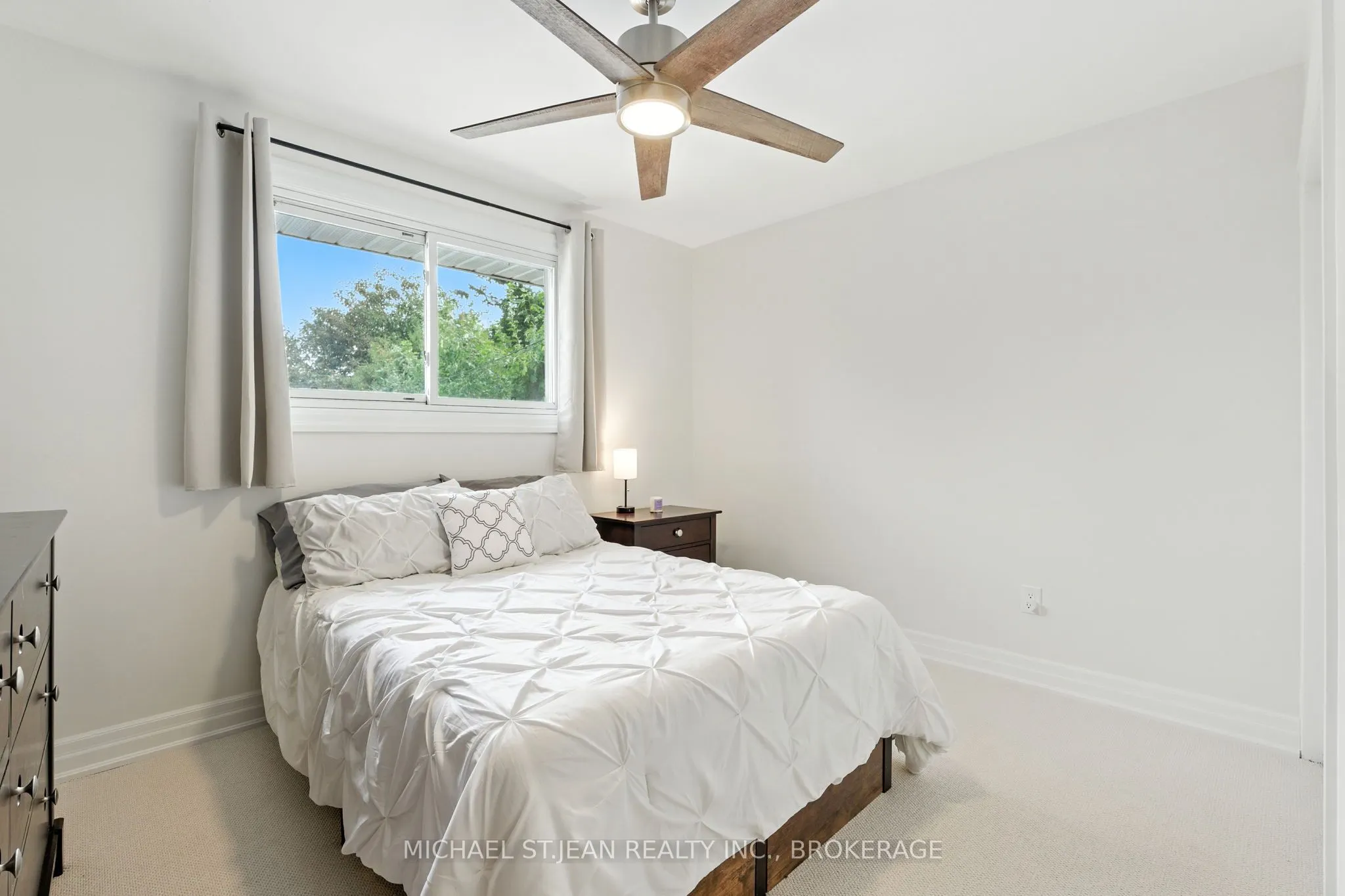 20 Woodside Drive