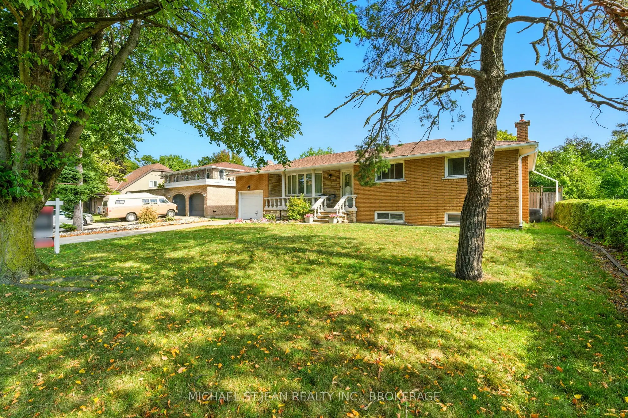 20 Woodside Drive