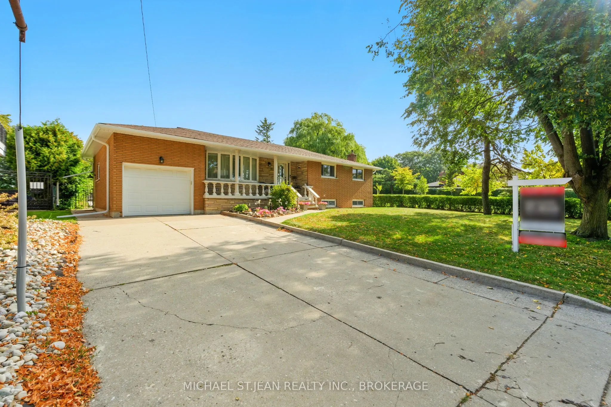 20 Woodside Drive
