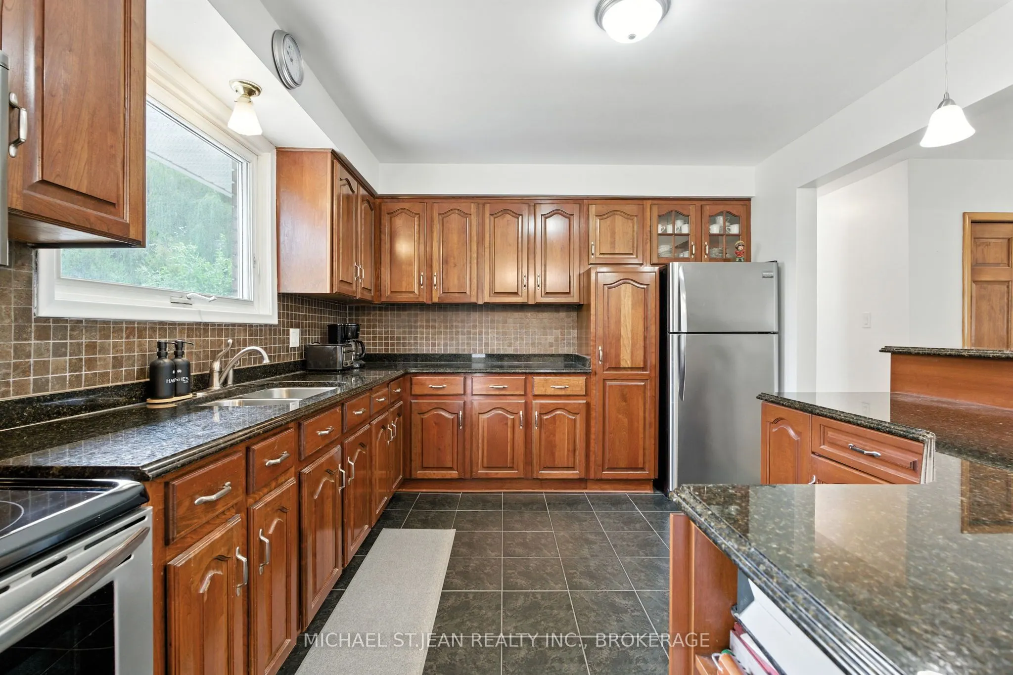 20 Woodside Drive
