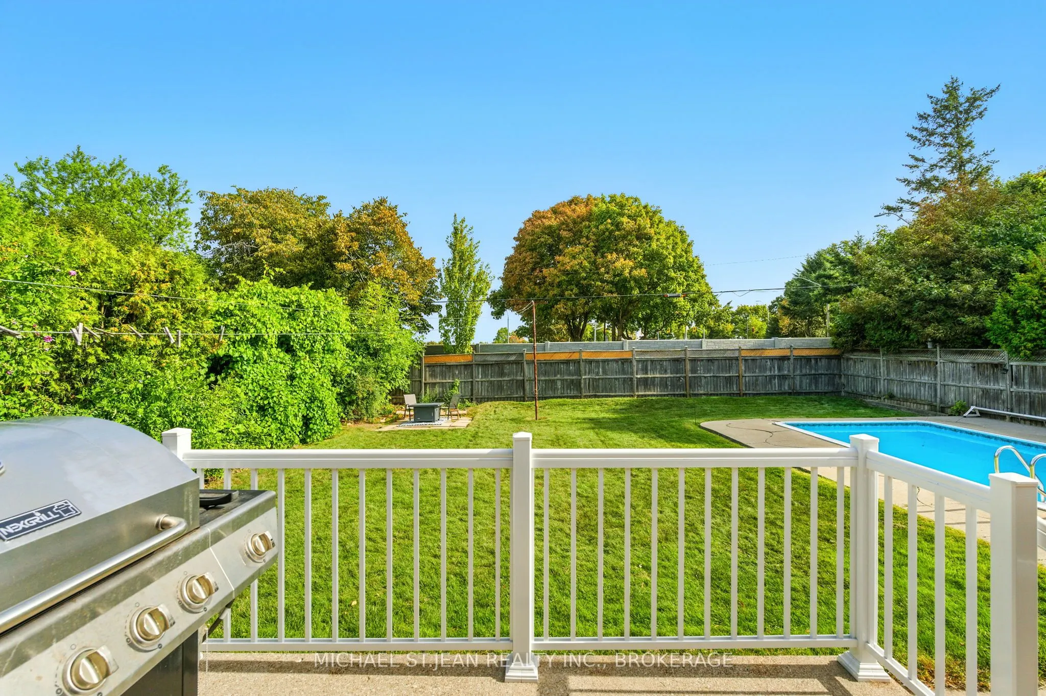20 Woodside Drive