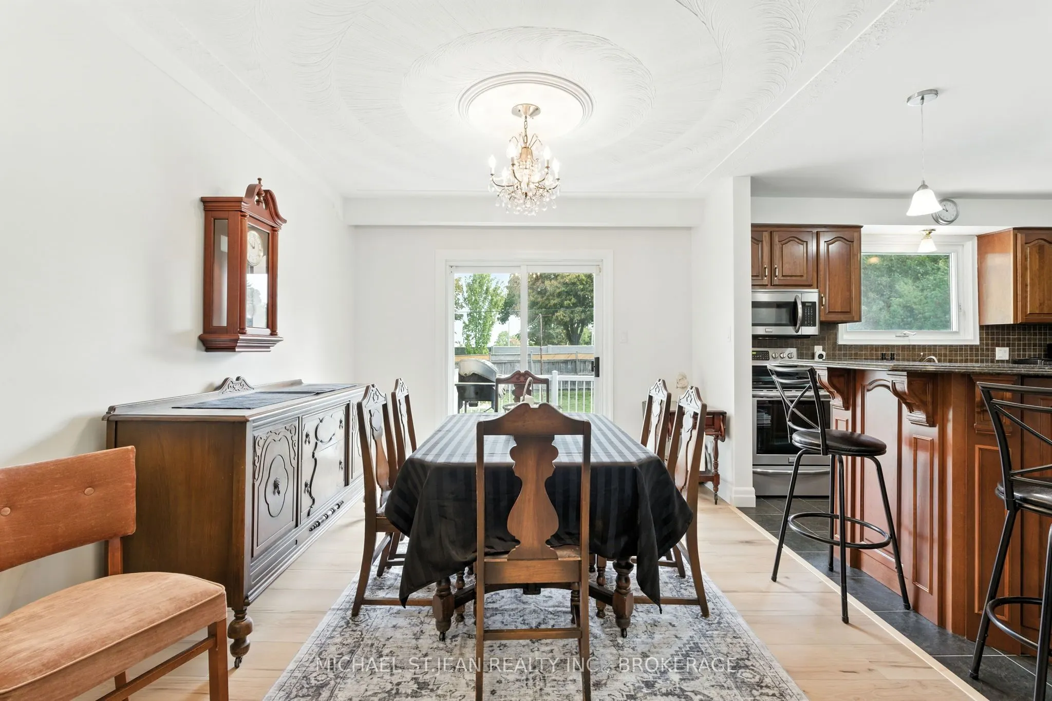20 Woodside Drive
