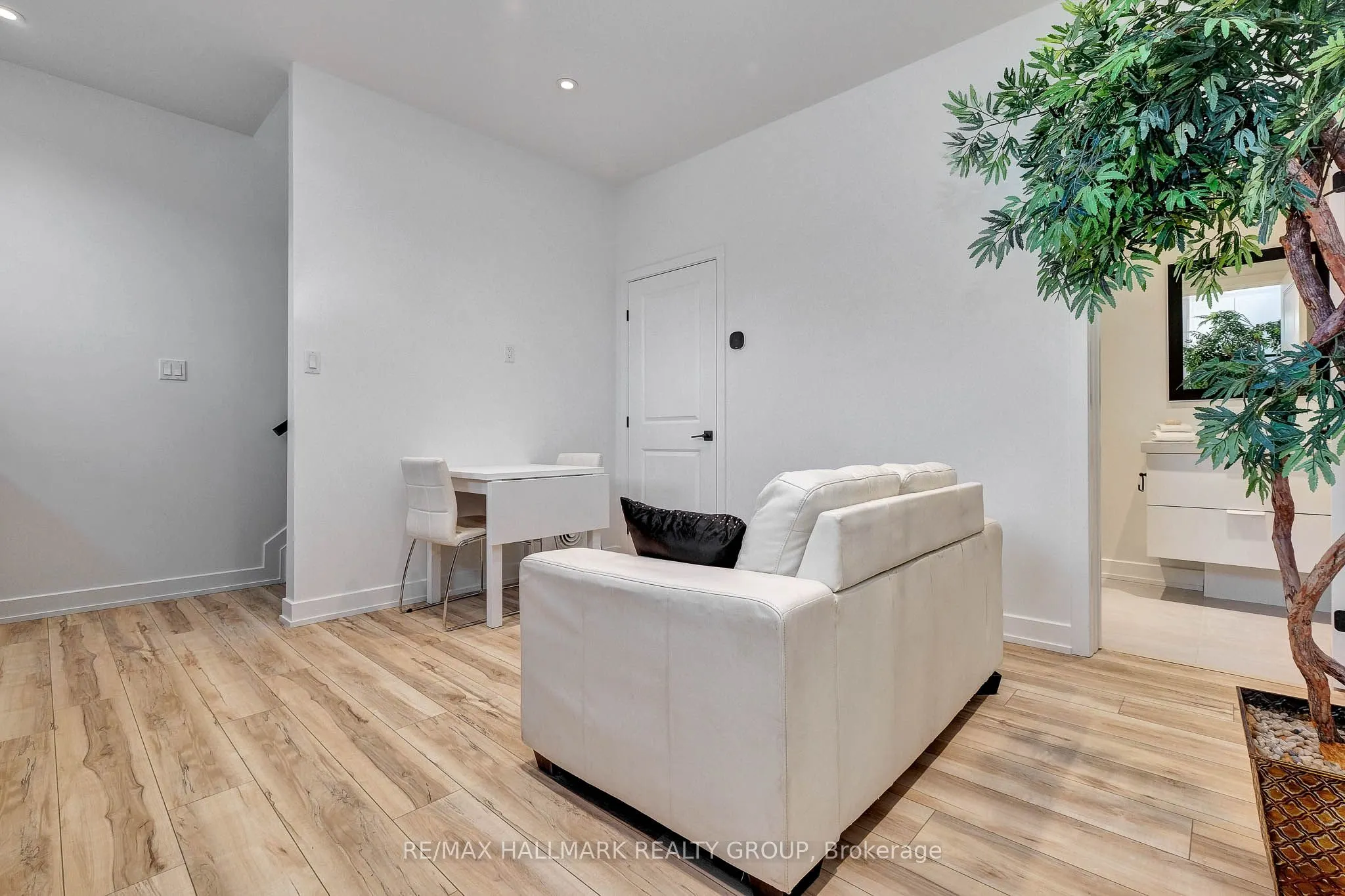 709A Carsons Road, #2