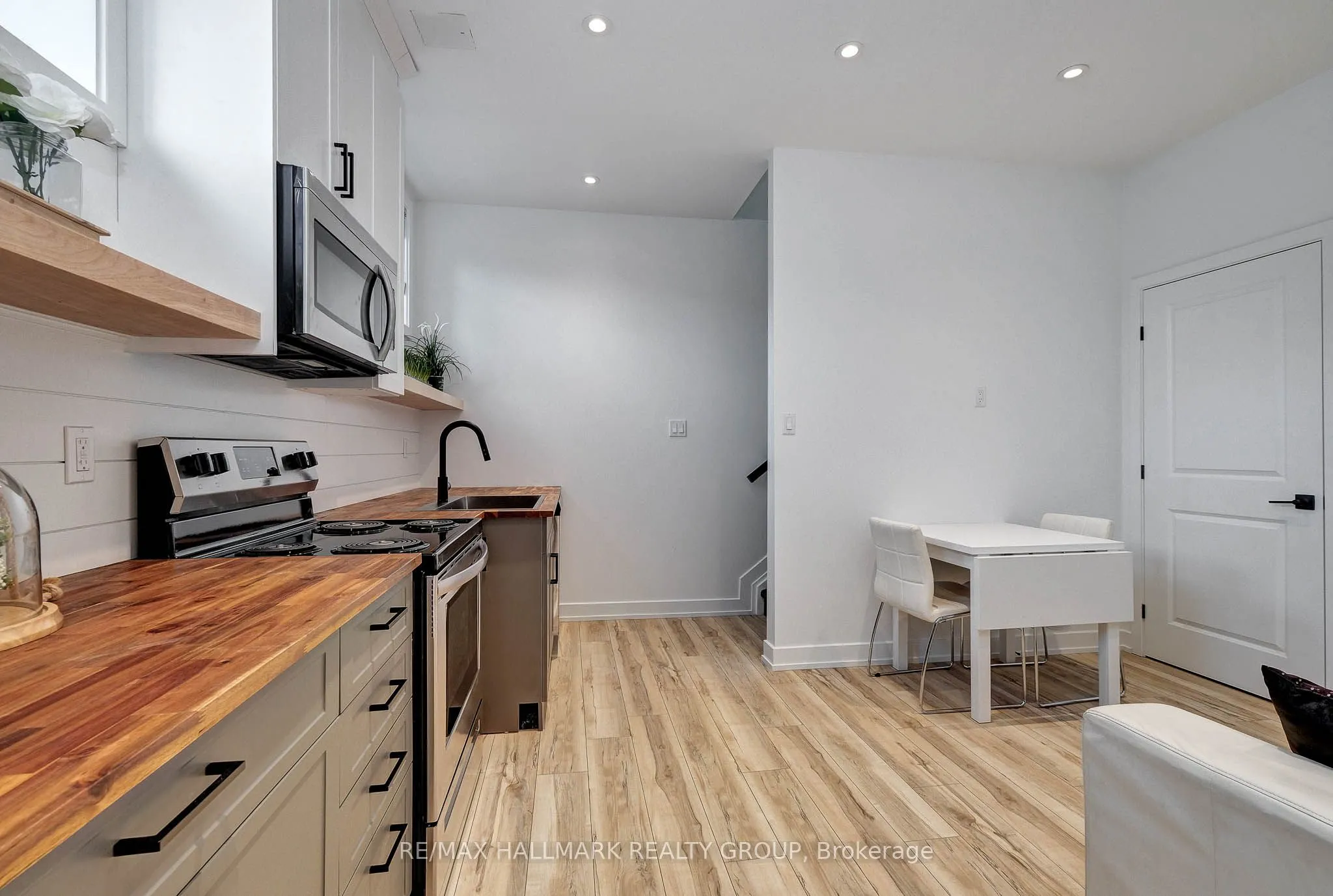 709A Carsons Road, #2