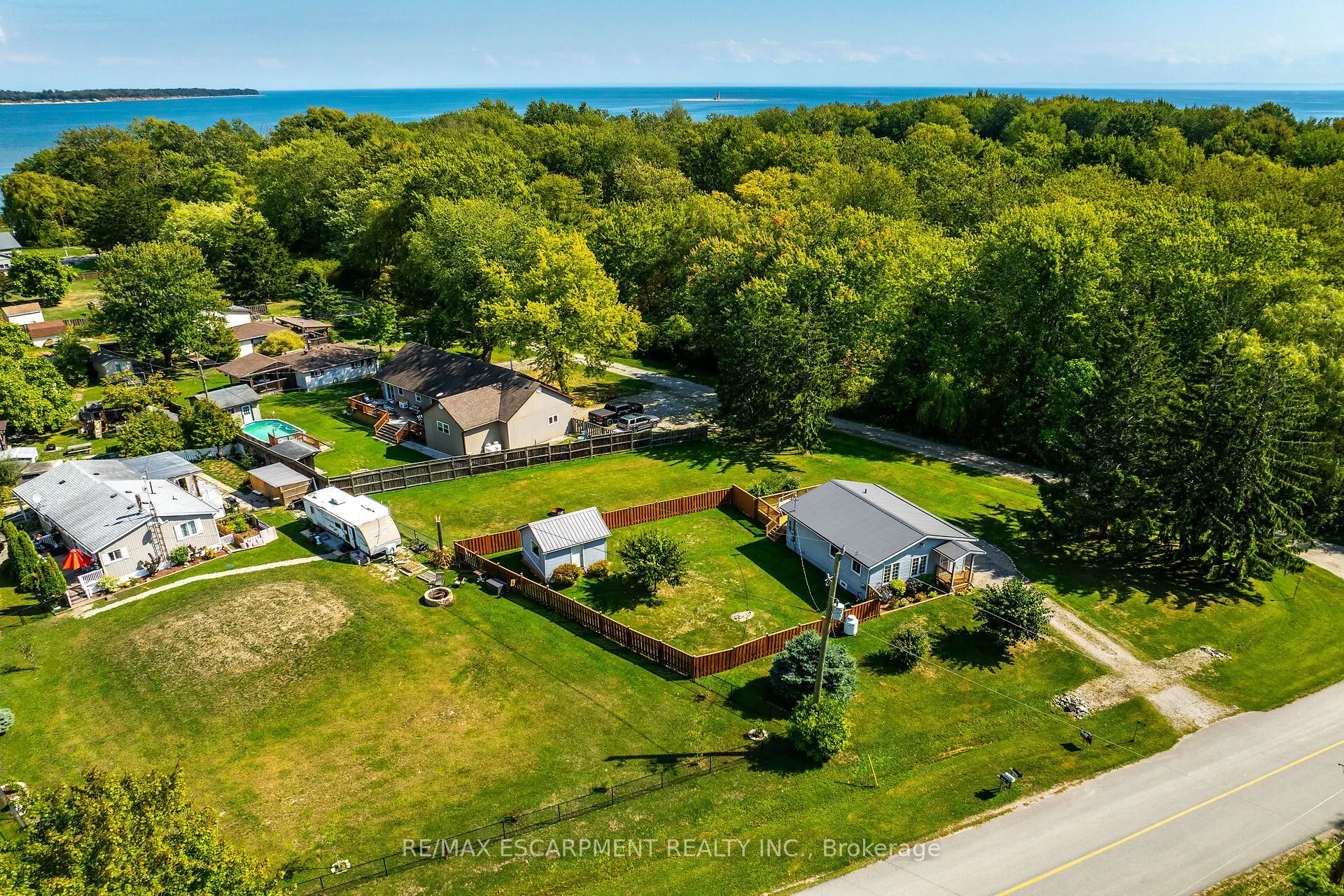 8 Downey Road