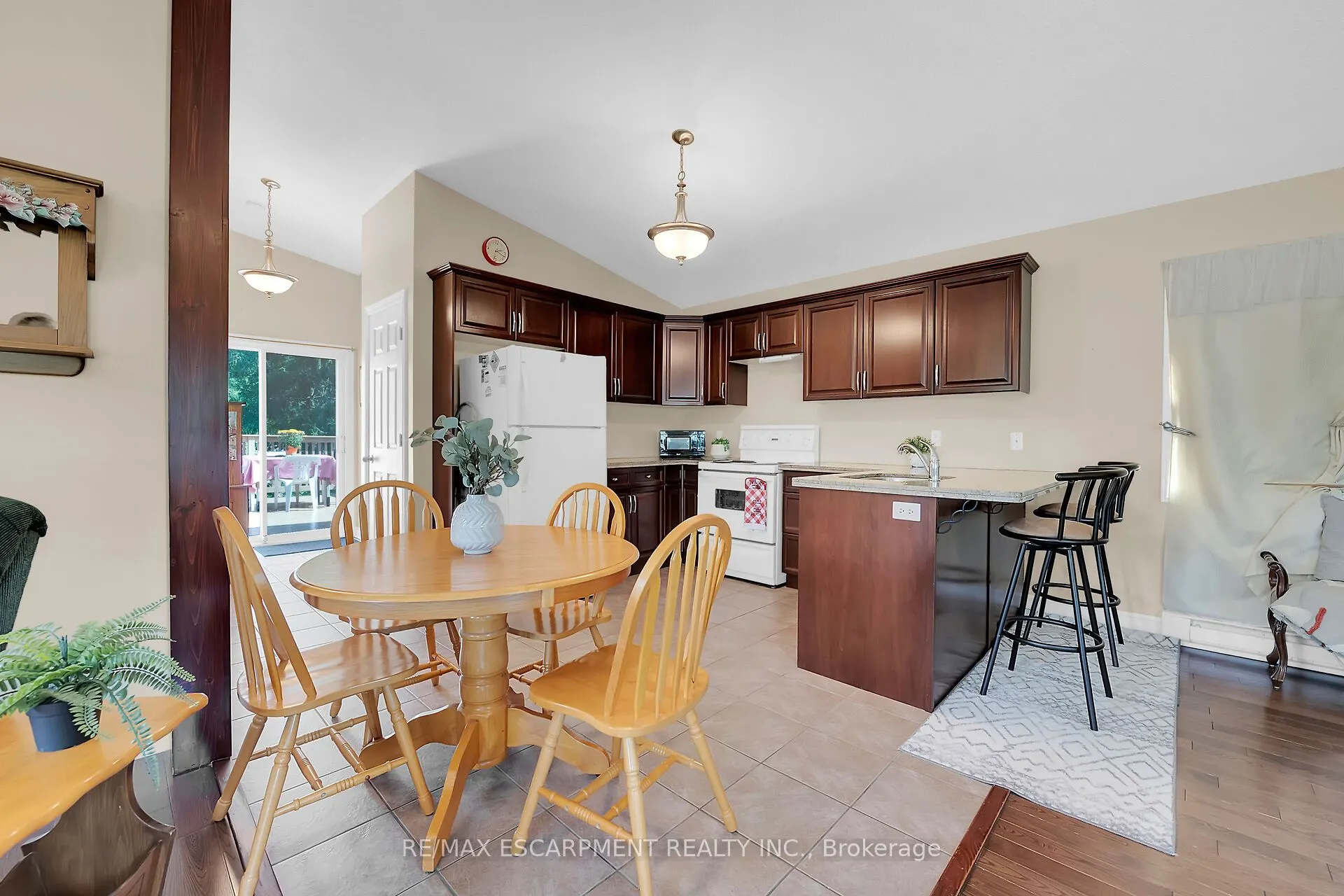 8 Downey Road