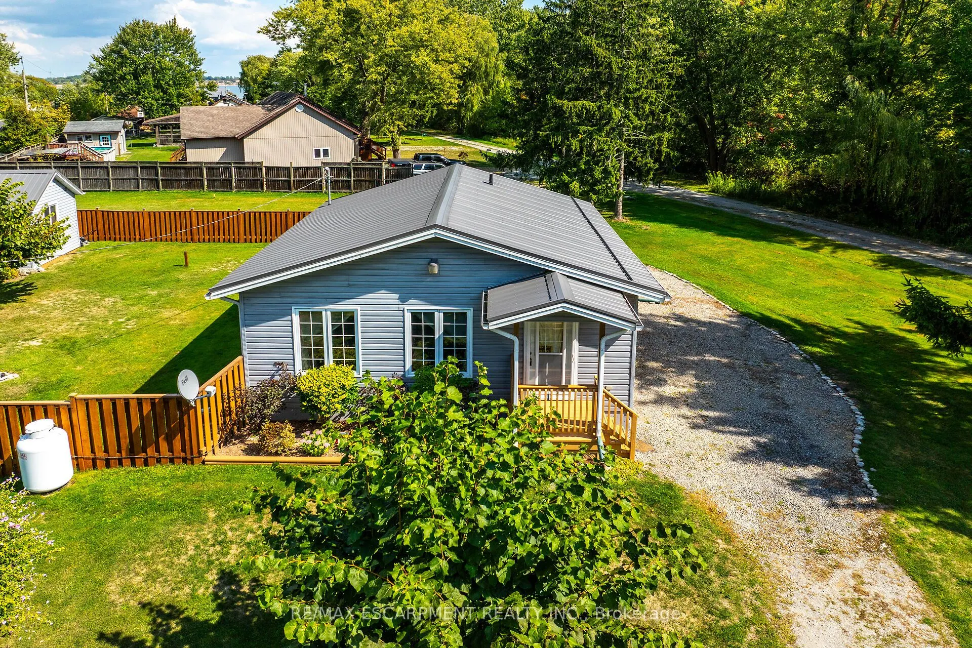 8 Downey Road
