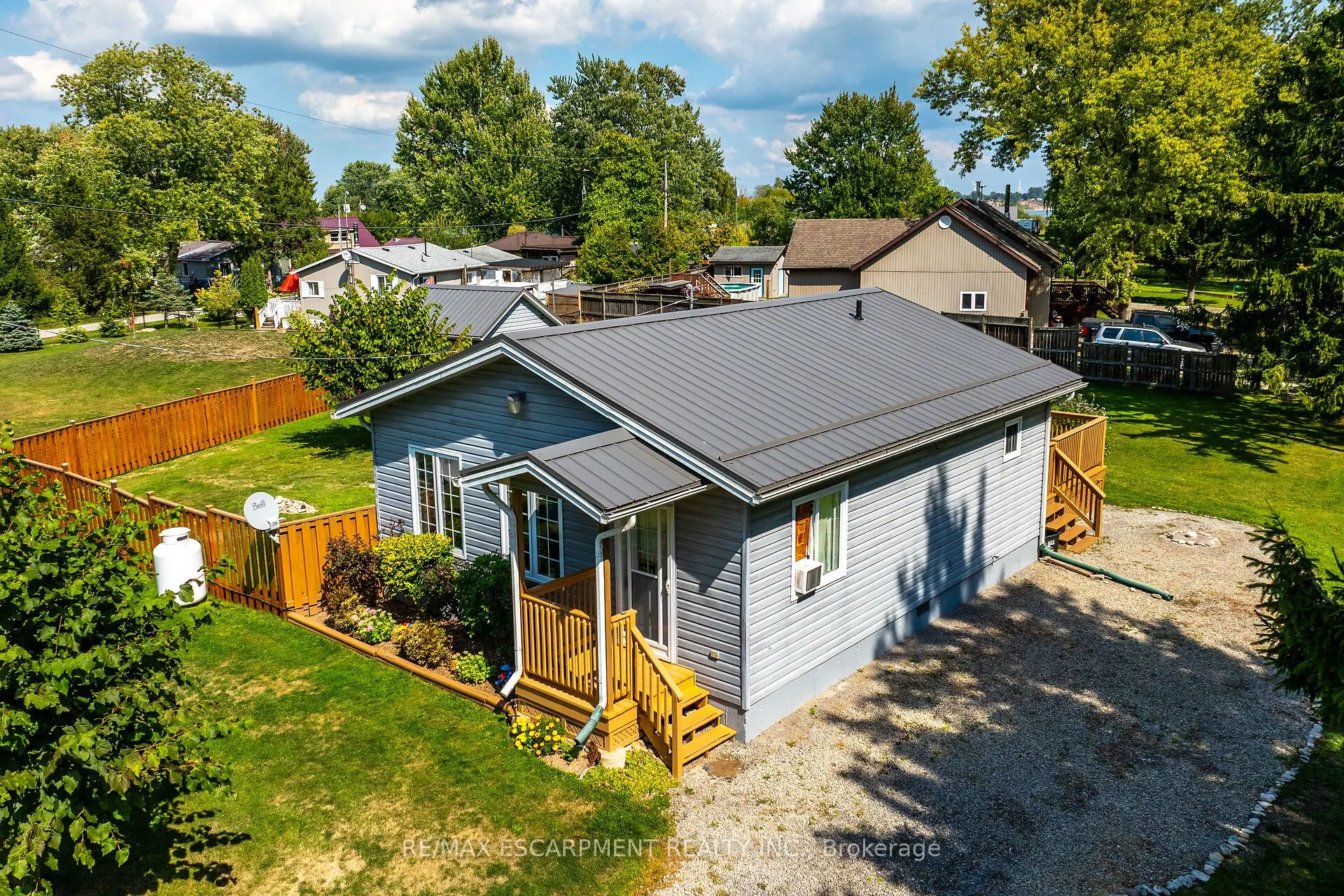 8 Downey Road