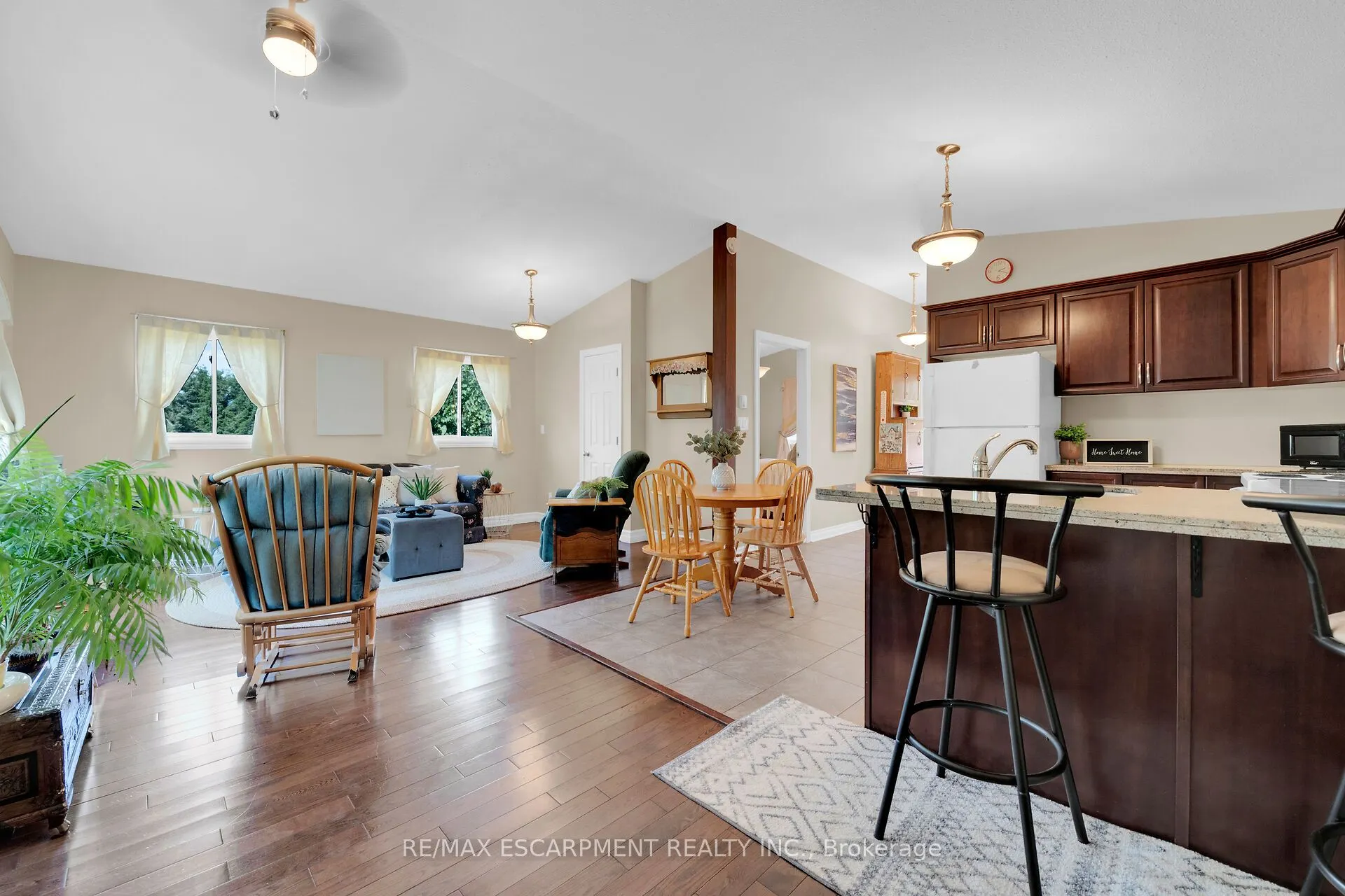 8 Downey Road
