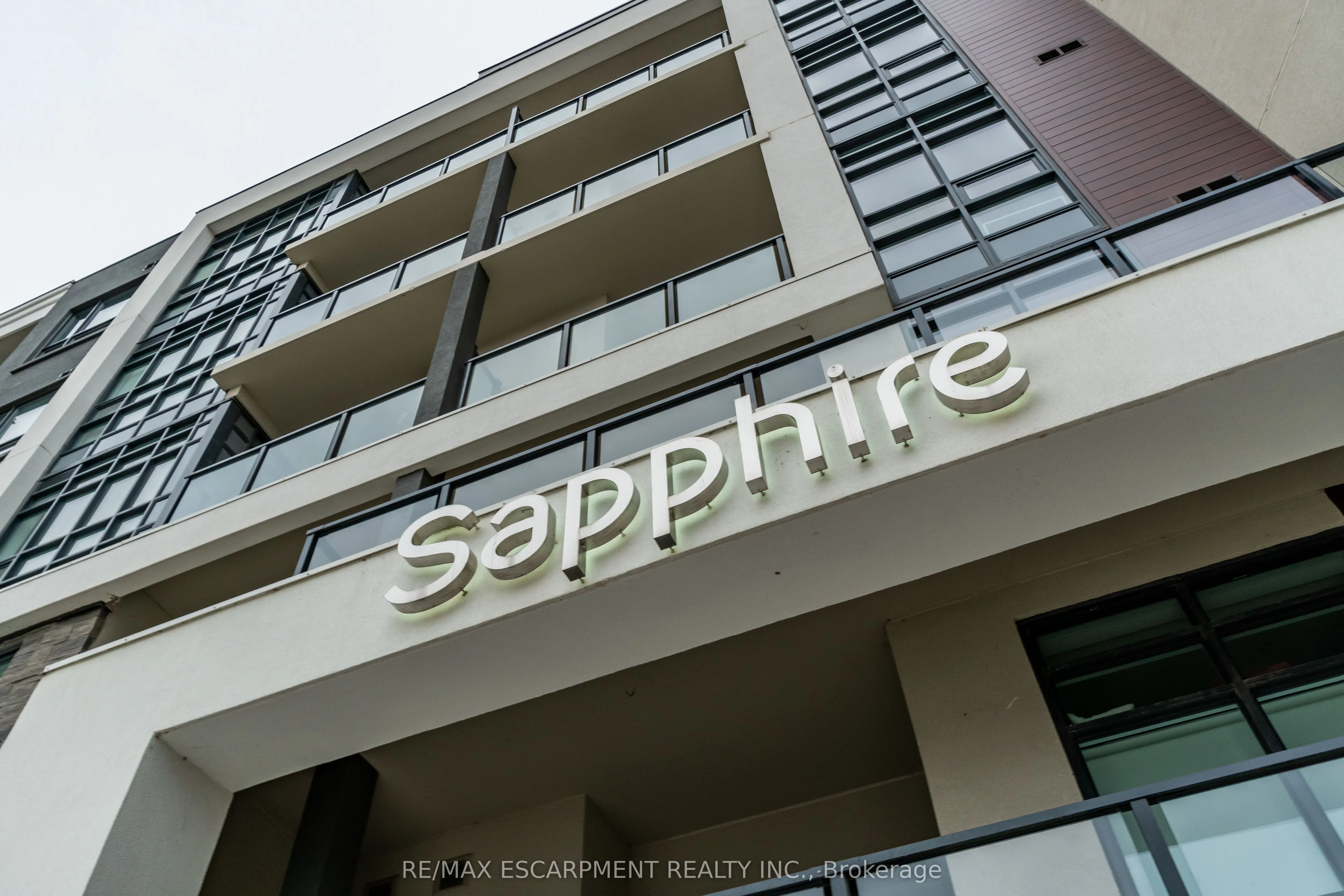 125 Shoreview Place, #523