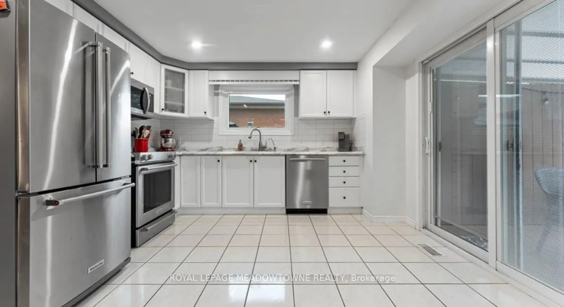 47 Ruffian Road