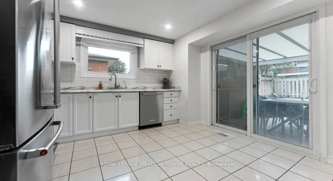 47 Ruffian Road