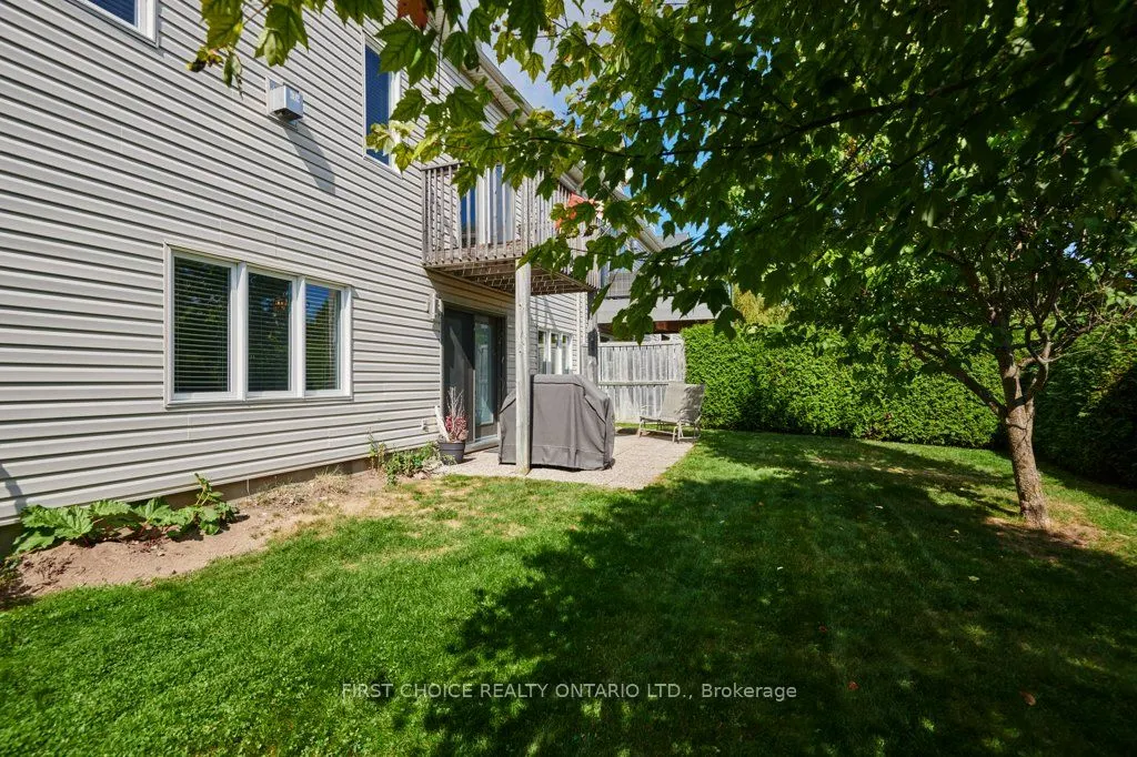12 Kinmount Private