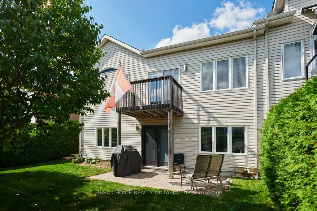 12 Kinmount Private