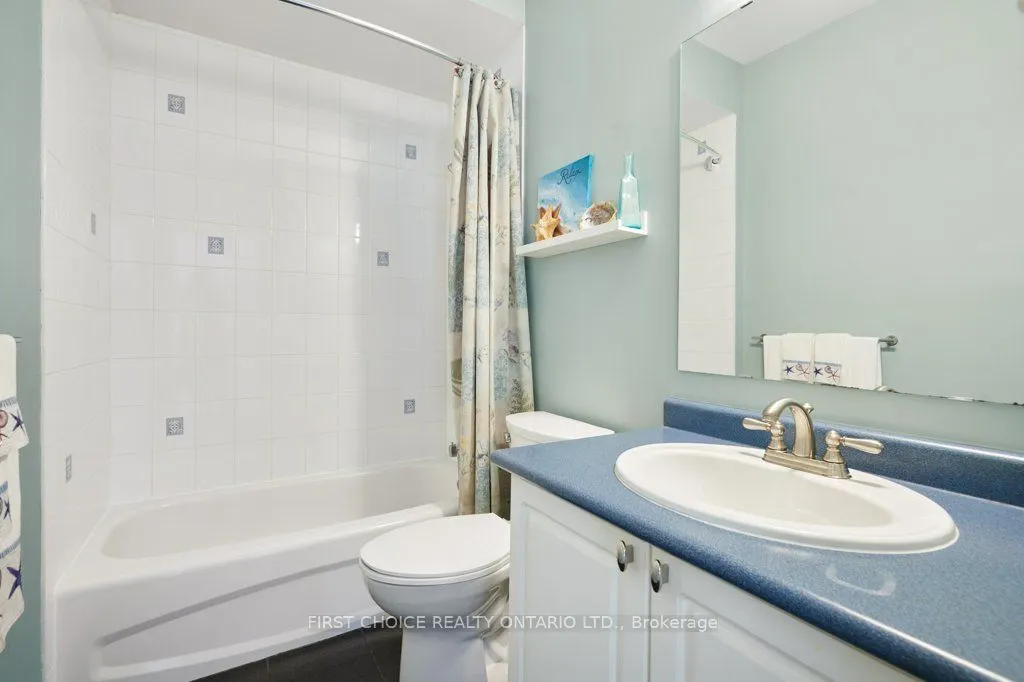 12 Kinmount Private