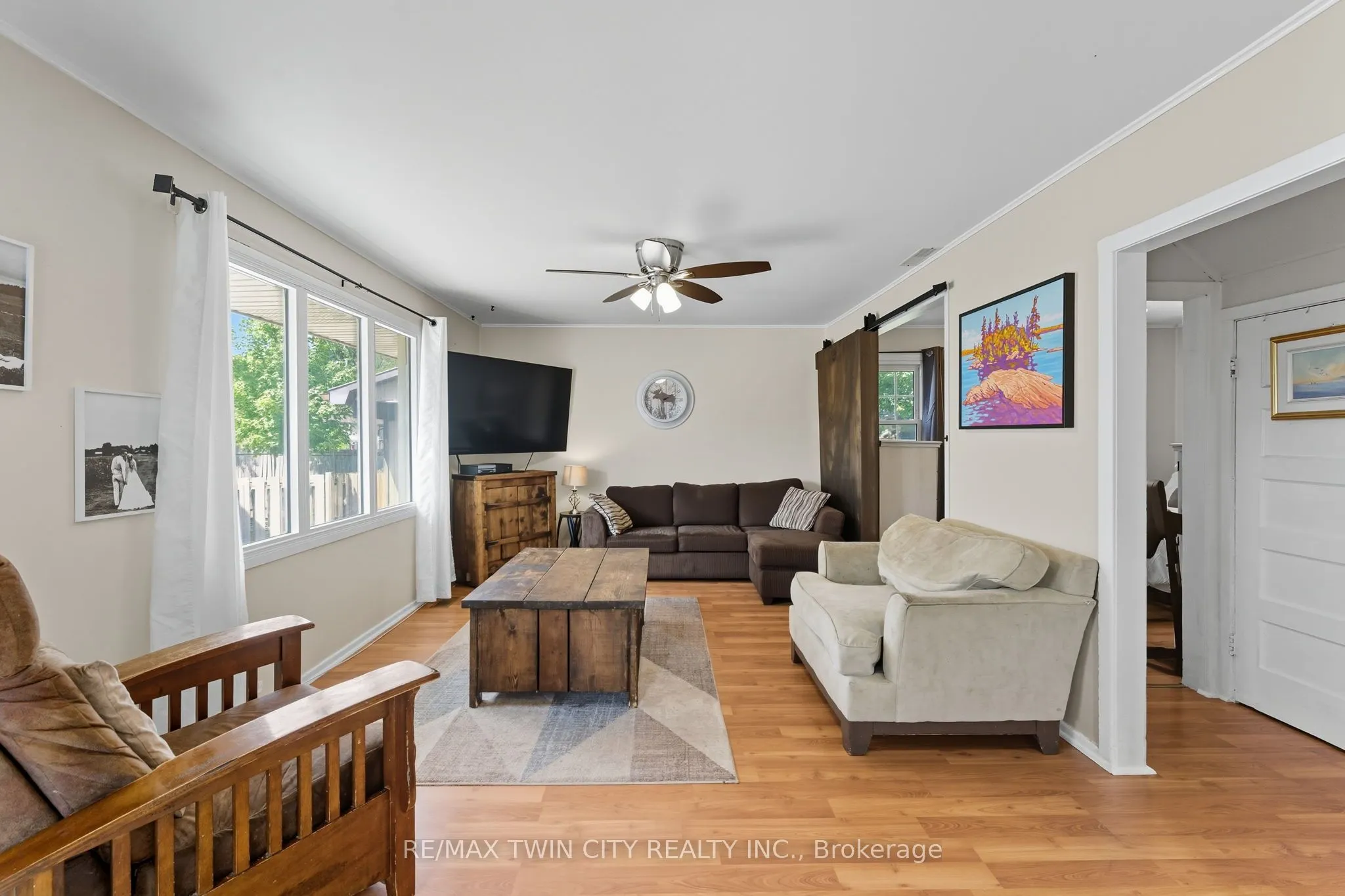 351 Grand River Avenue