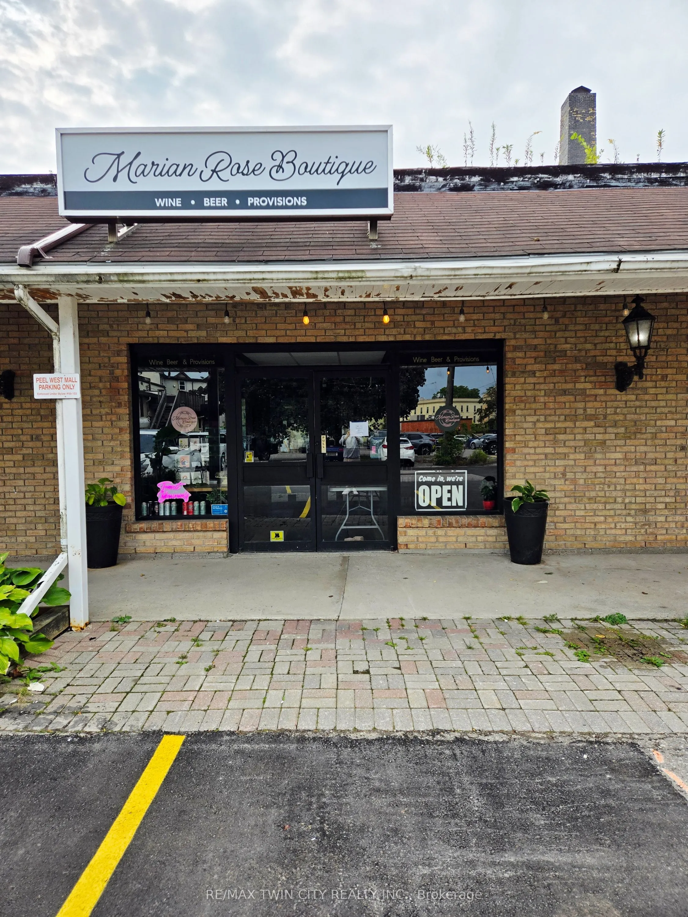 148 PEEL Street, #3