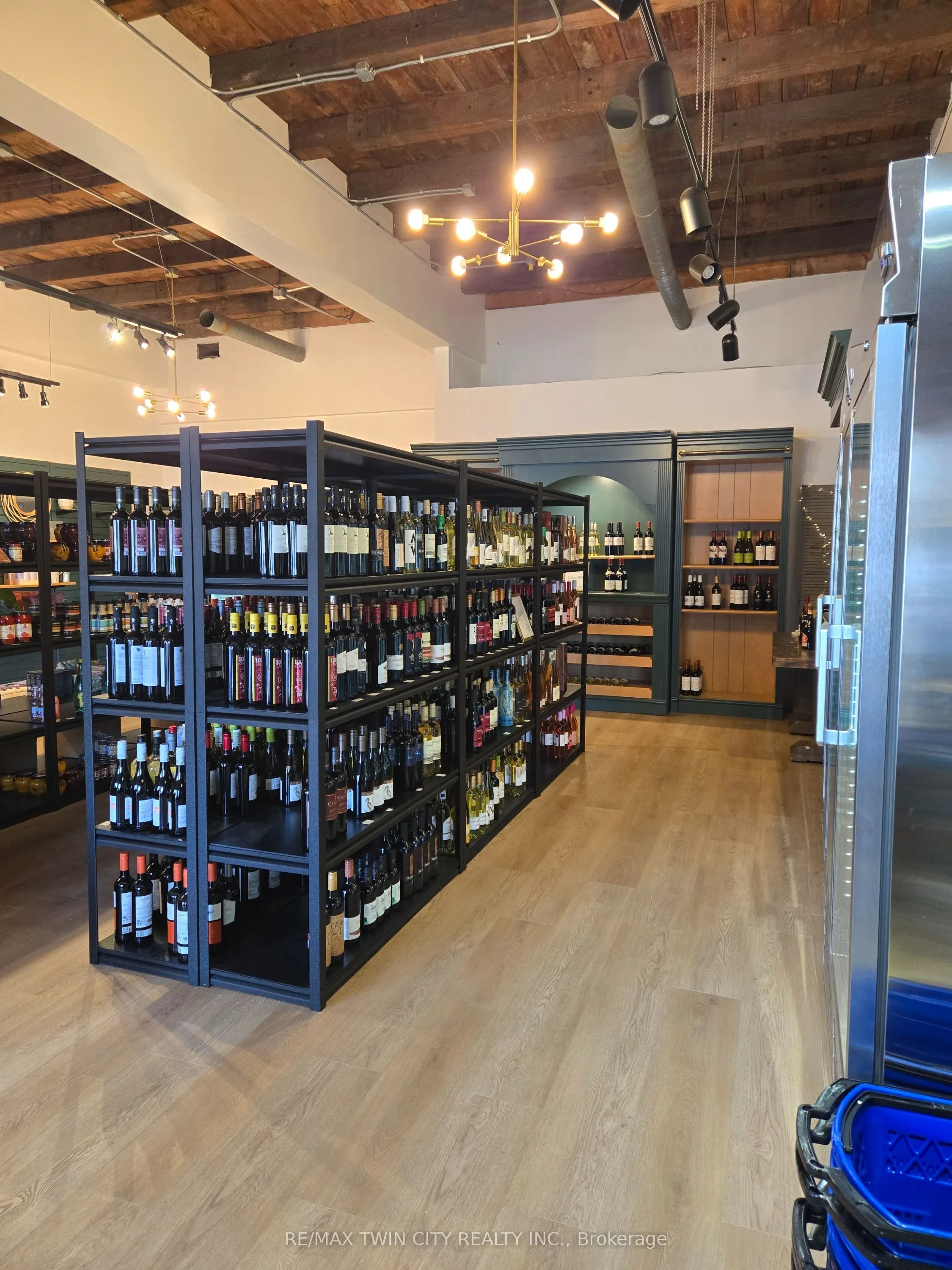 148 PEEL Street, #3
